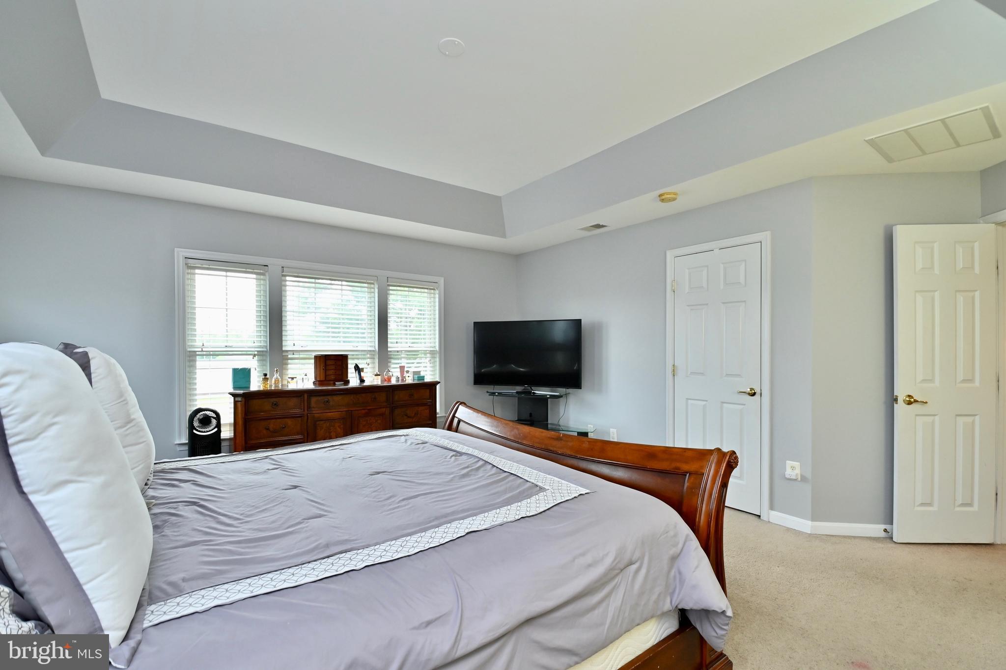 ST CHARLES SUB - SHEFFIELD - Residential Lease