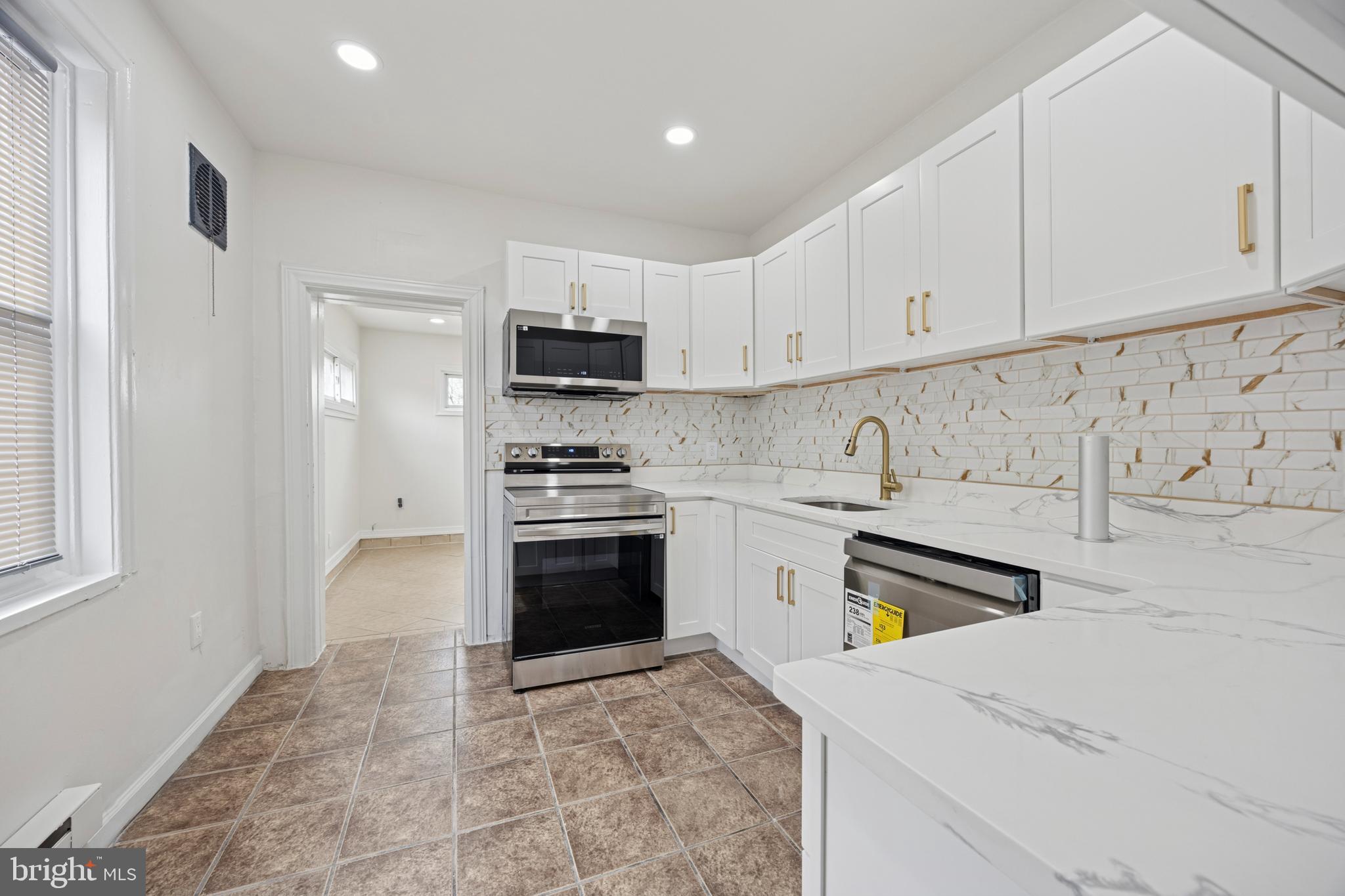 1032 S 57TH STREET