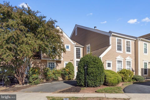 Photo of 21102 Crocus Terrace, ASHBURN, VA 20147 (MLS # VALO2138800)