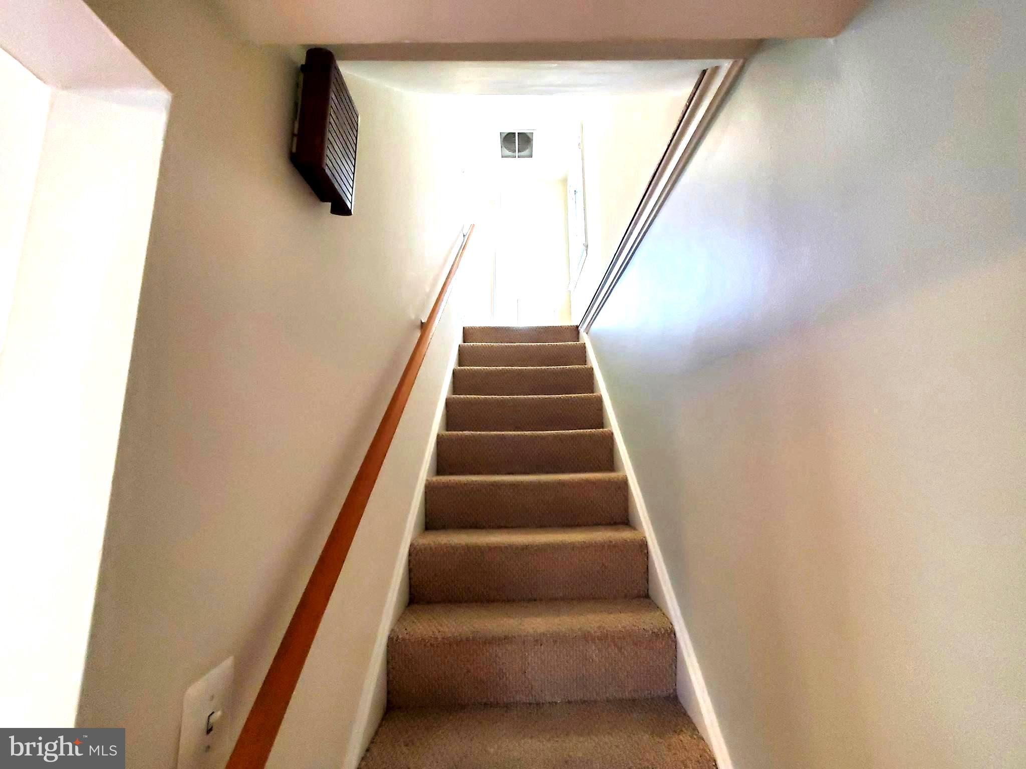 HOLLYWOOD - Residential Lease