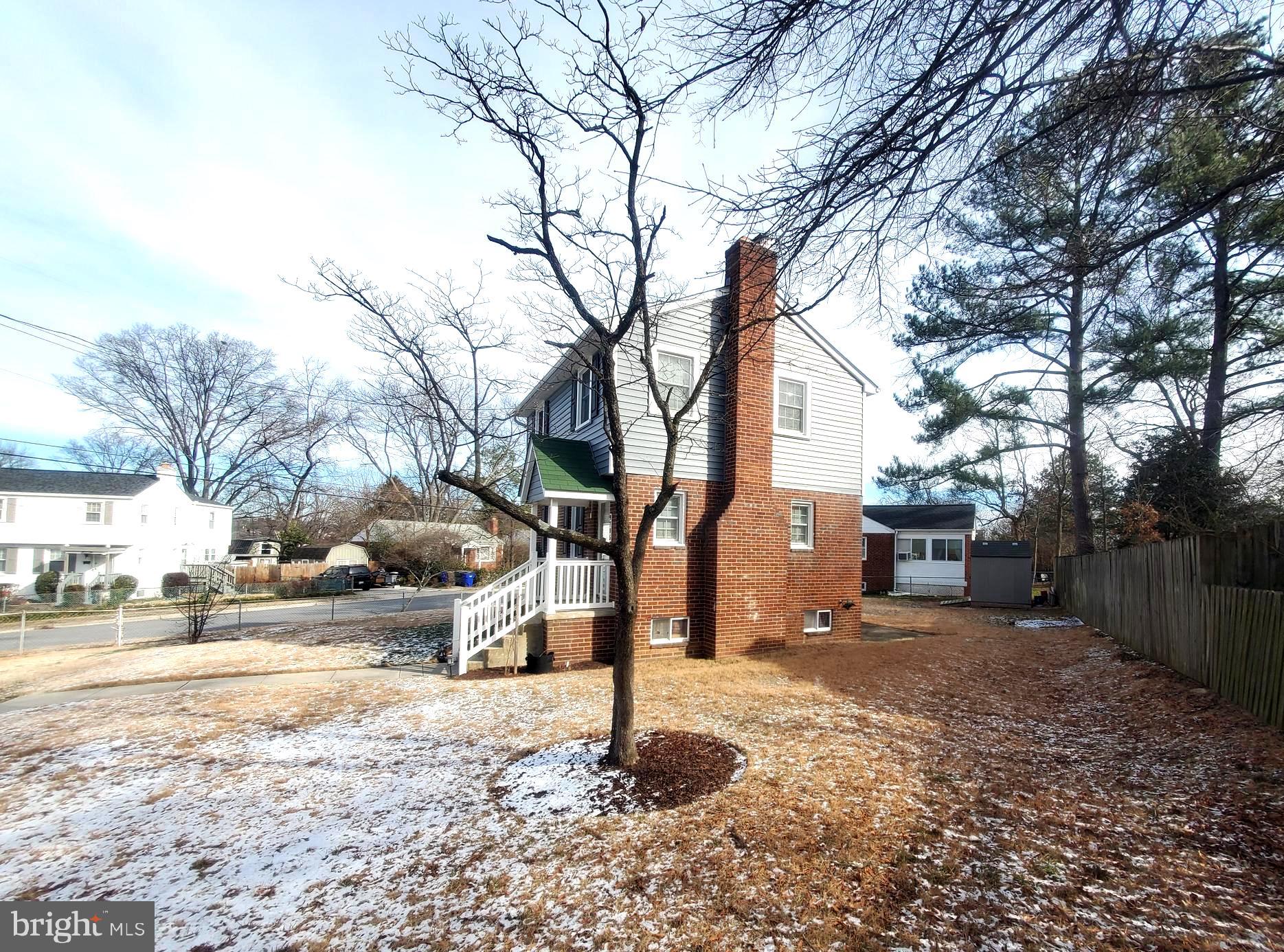 HOLLYWOOD - Residential Lease