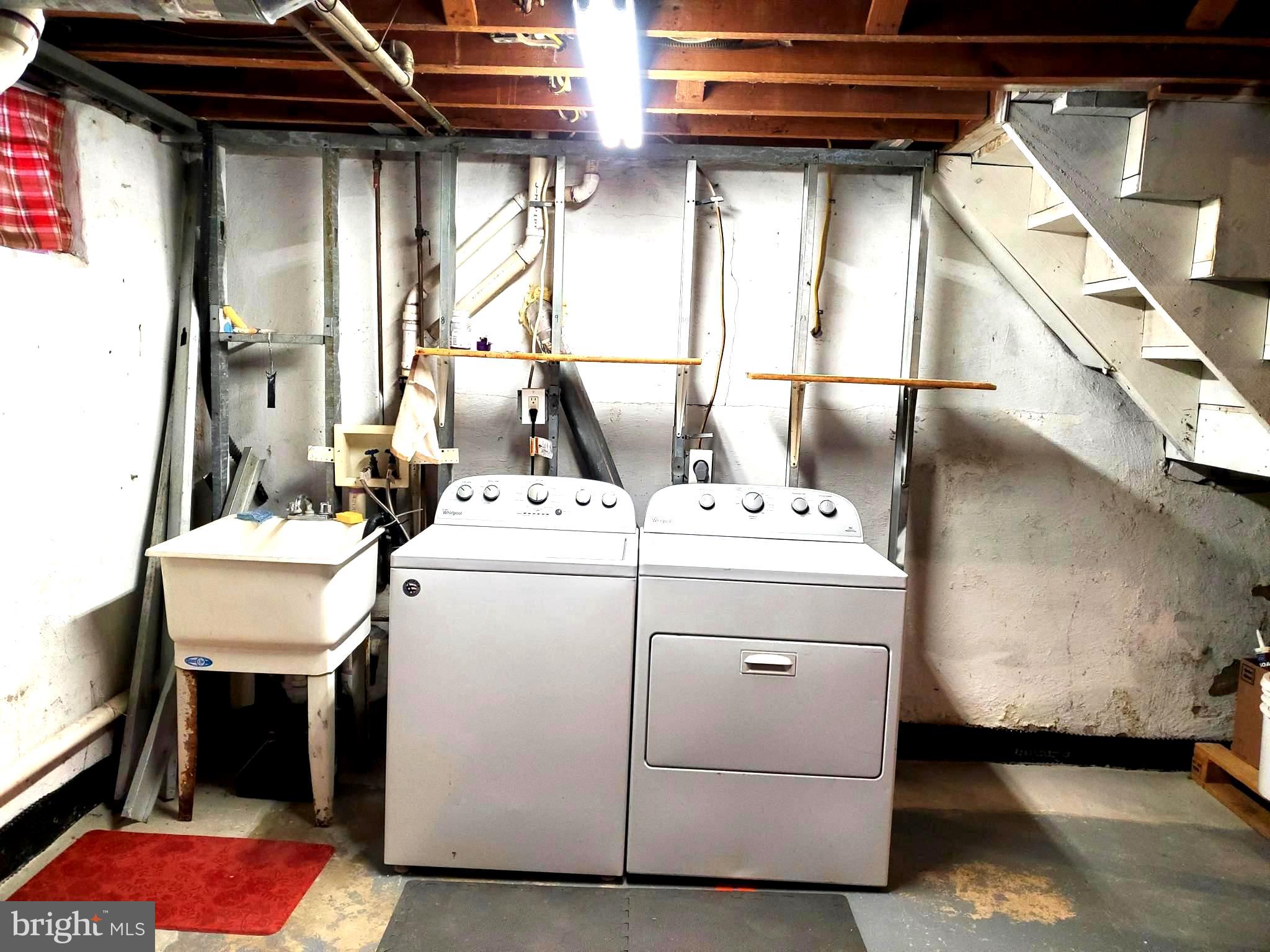 HOLLYWOOD - Residential Lease