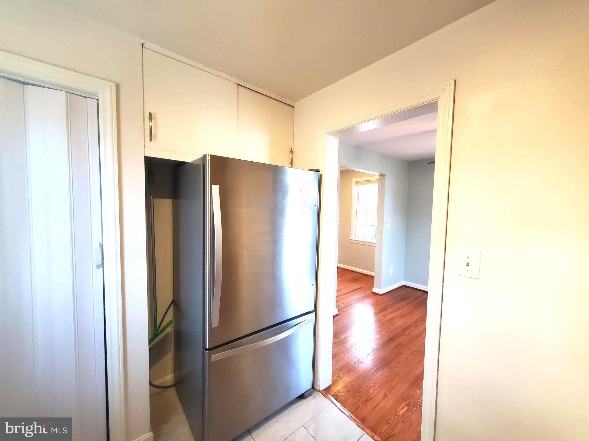 HOLLYWOOD - Residential Lease