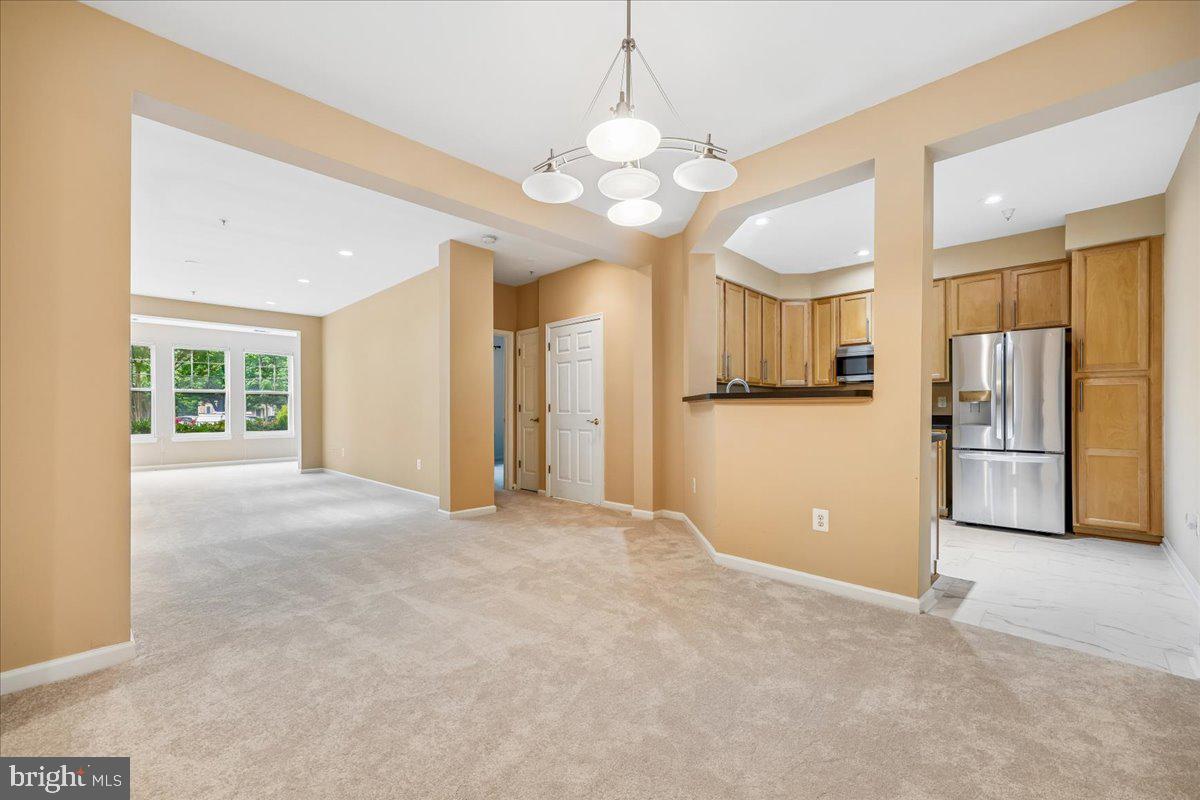 LAKELAND RIDGE - Residential