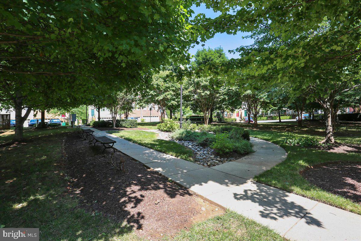 LAKELAND RIDGE - Residential