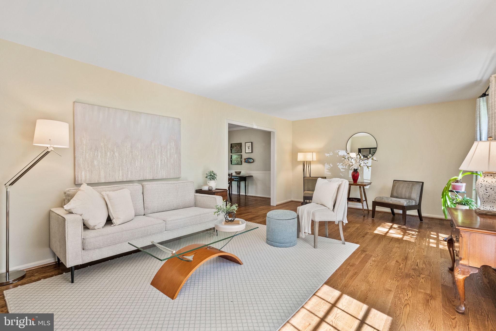 4910 GLOXINIA COURT