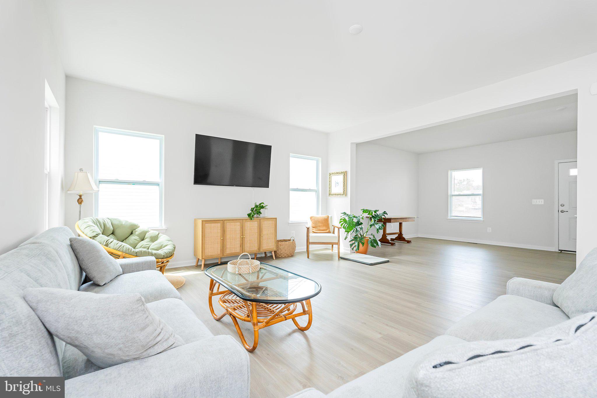 HUNTWELL WEST - Residential