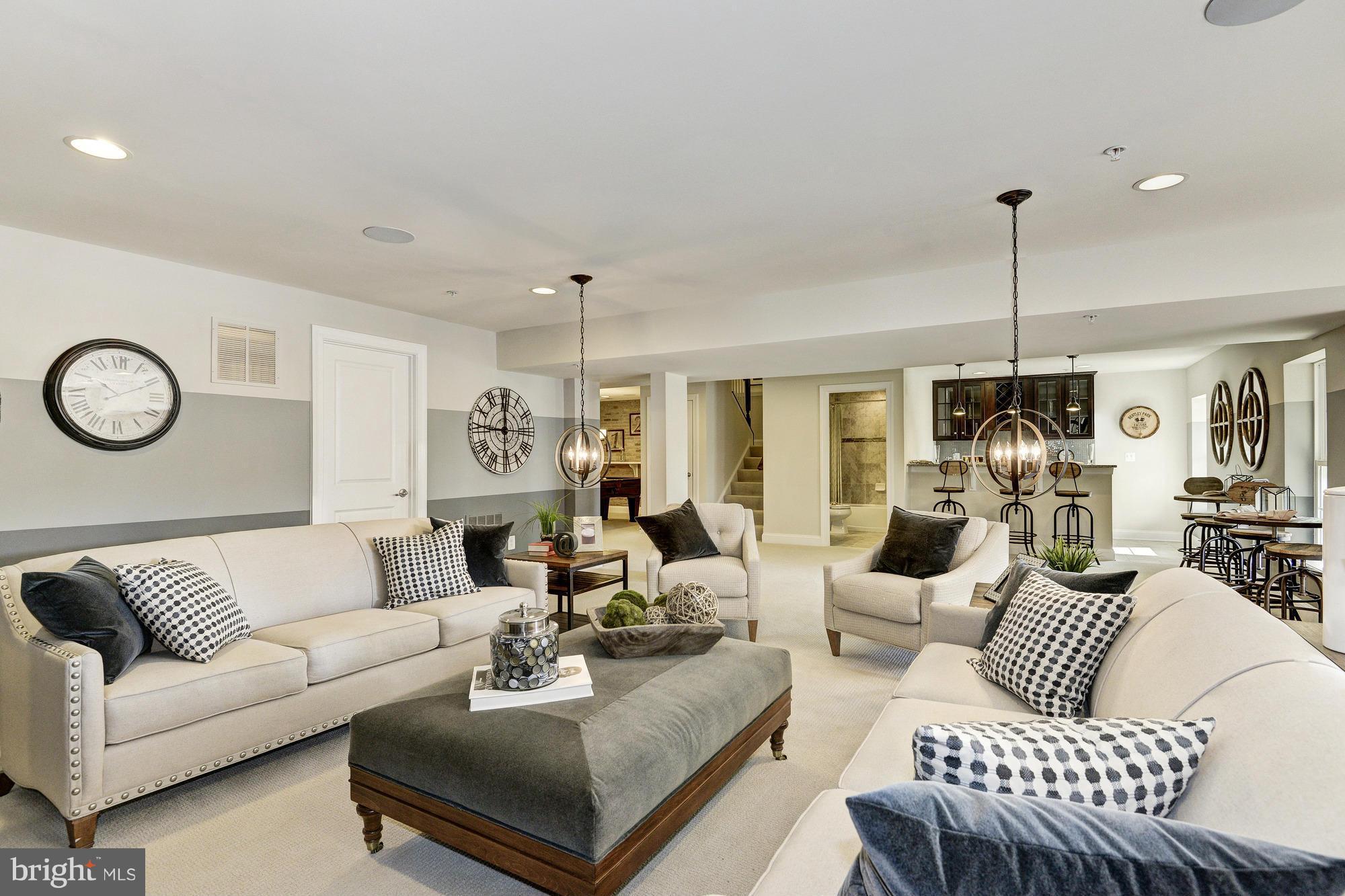 POPLAR RUN - Residential