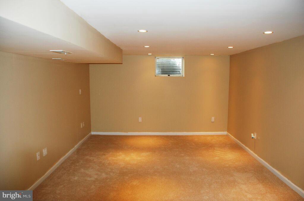 WOODSTOCK - Residential Lease