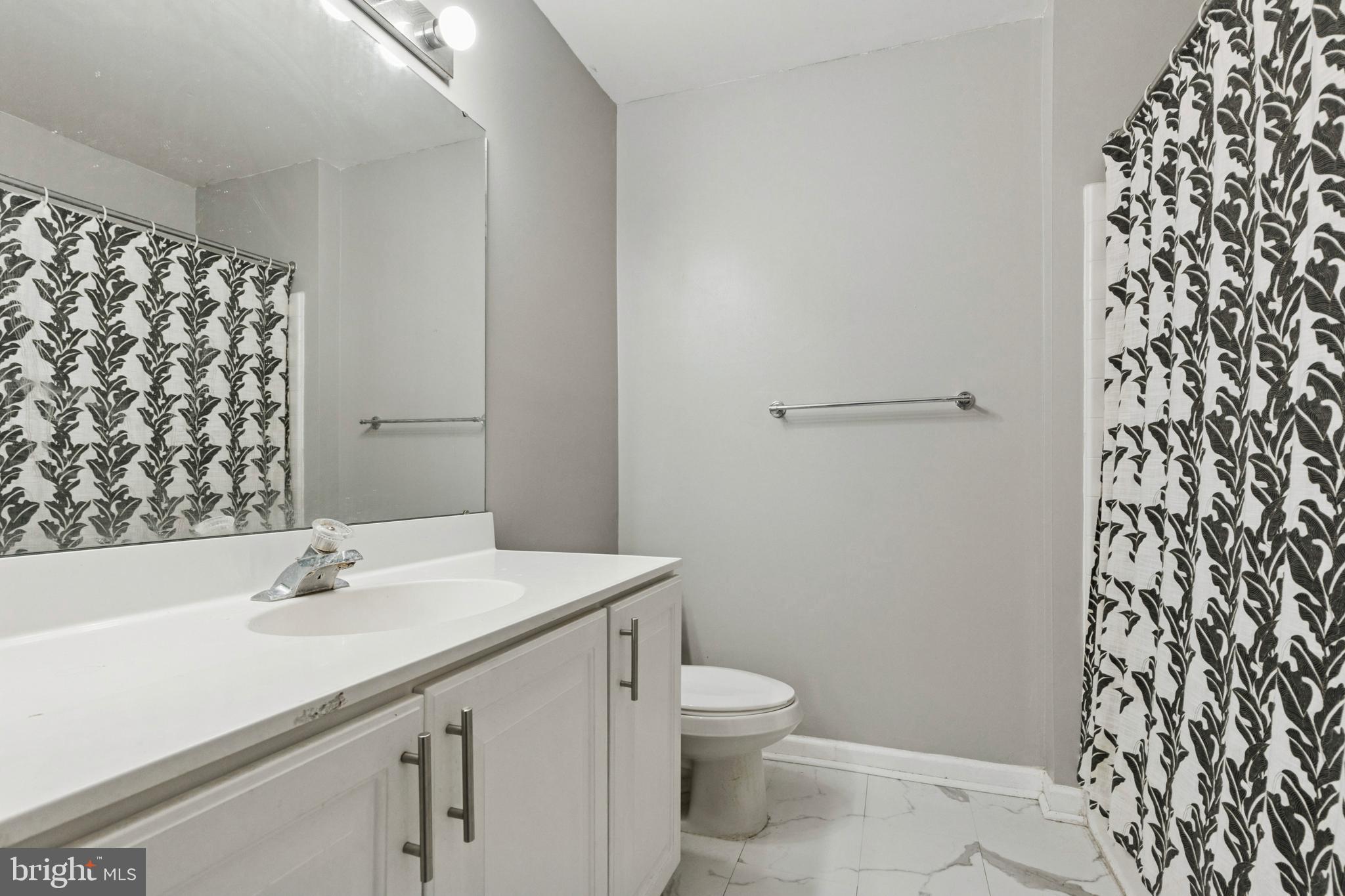 PERKIOMEN CROSSING - Residential Lease