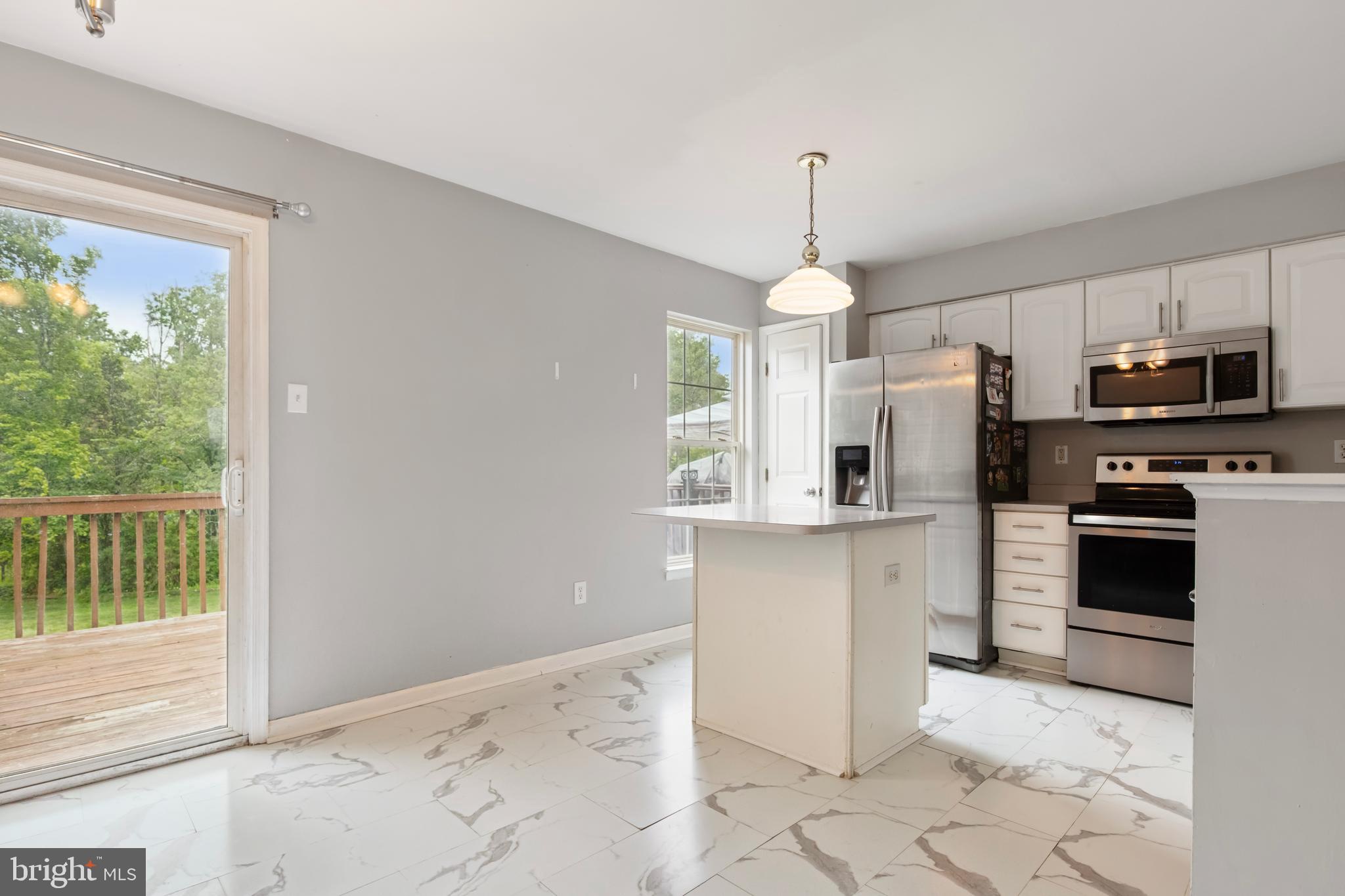 PERKIOMEN CROSSING - Residential Lease