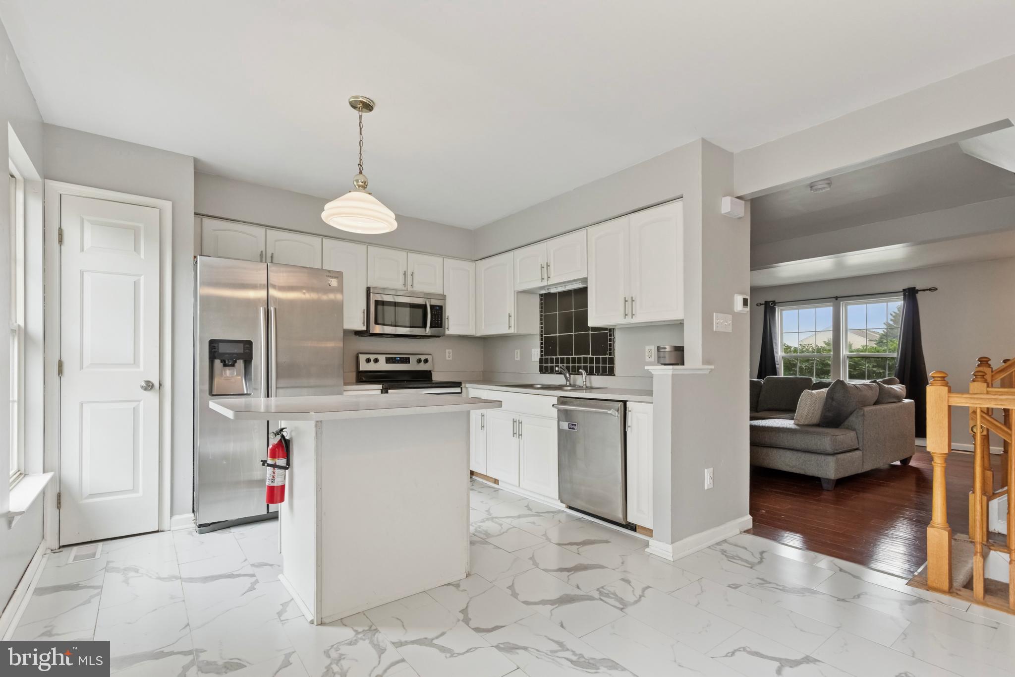 PERKIOMEN CROSSING - Residential Lease