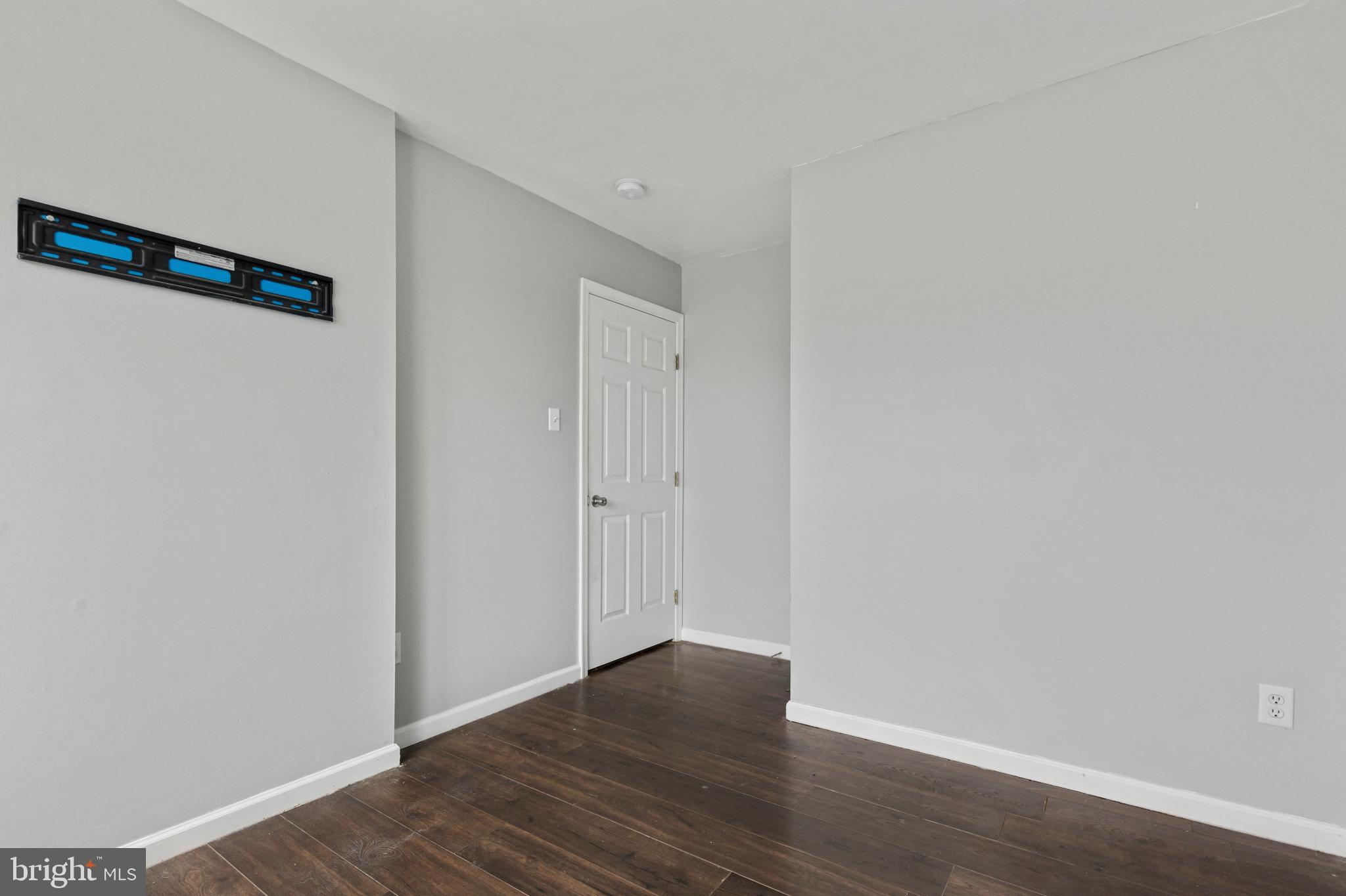 PERKIOMEN CROSSING - Residential Lease