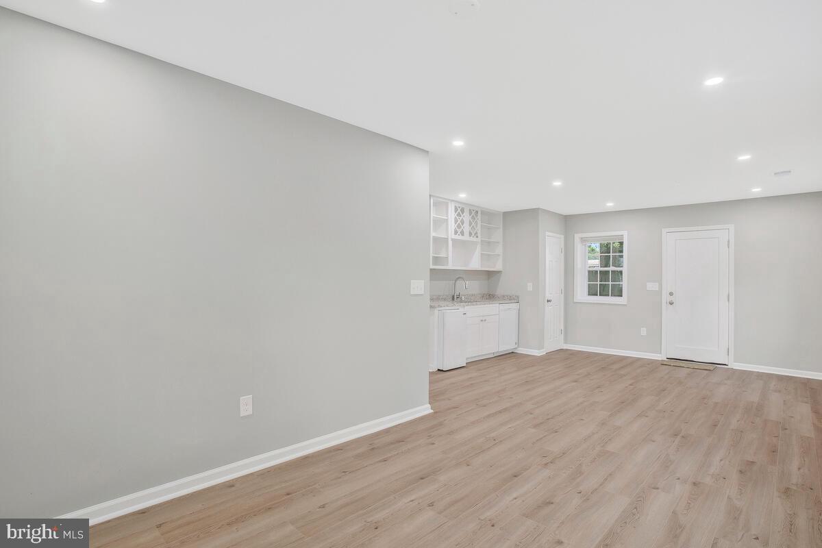 BELLE-FONTE - Residential Lease