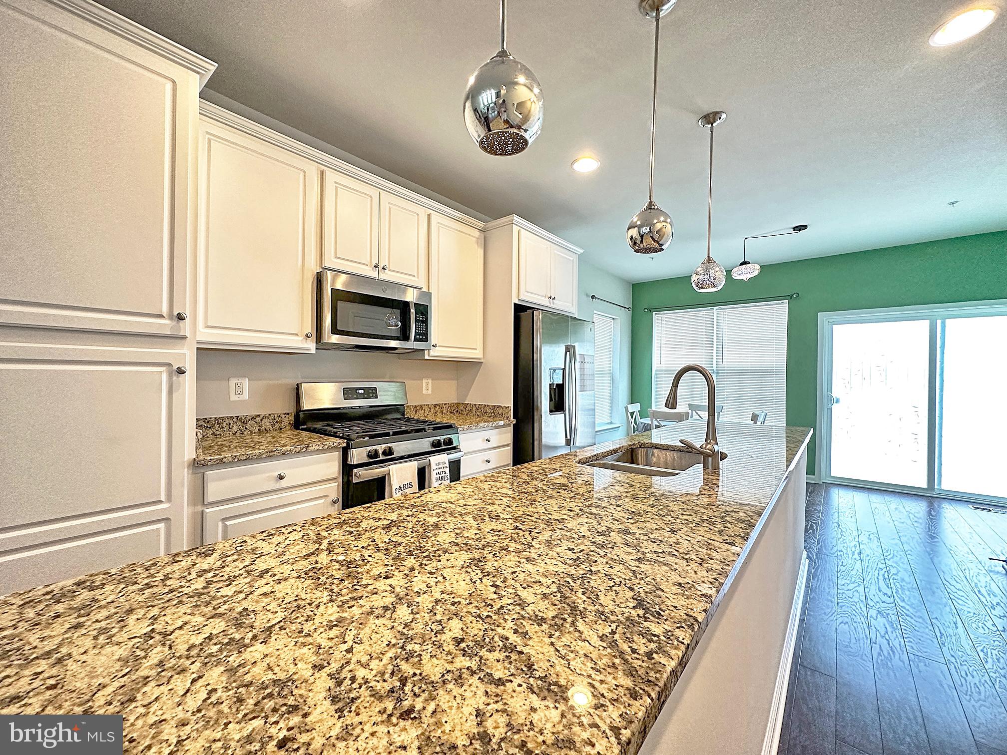 BRICK YARD STATION - Residential