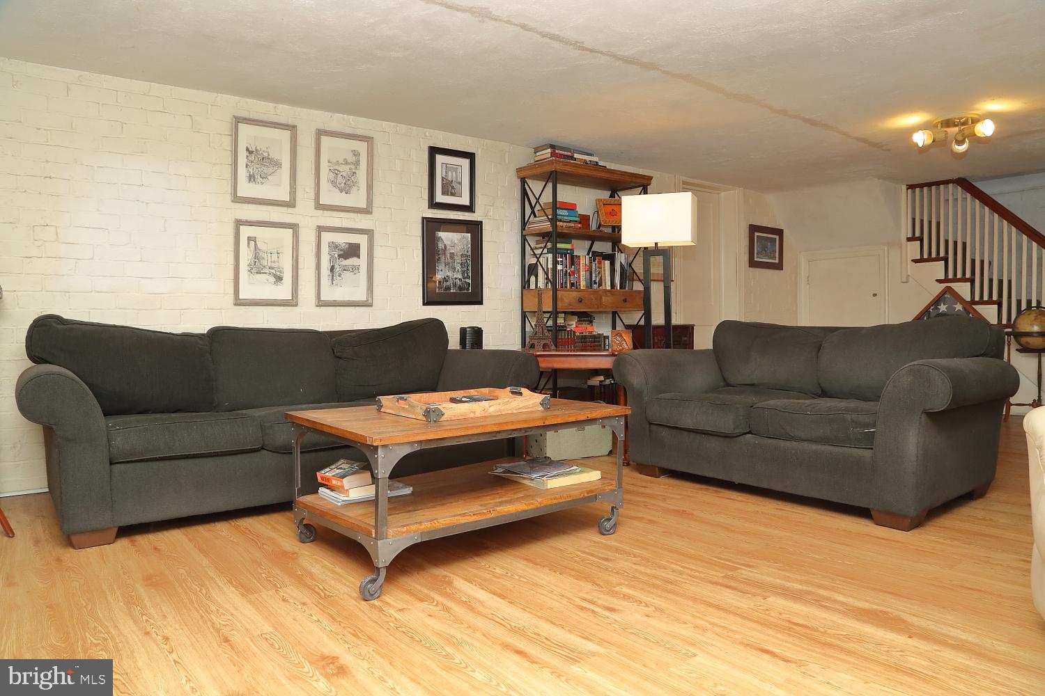 OLD EAST YORK - Residential