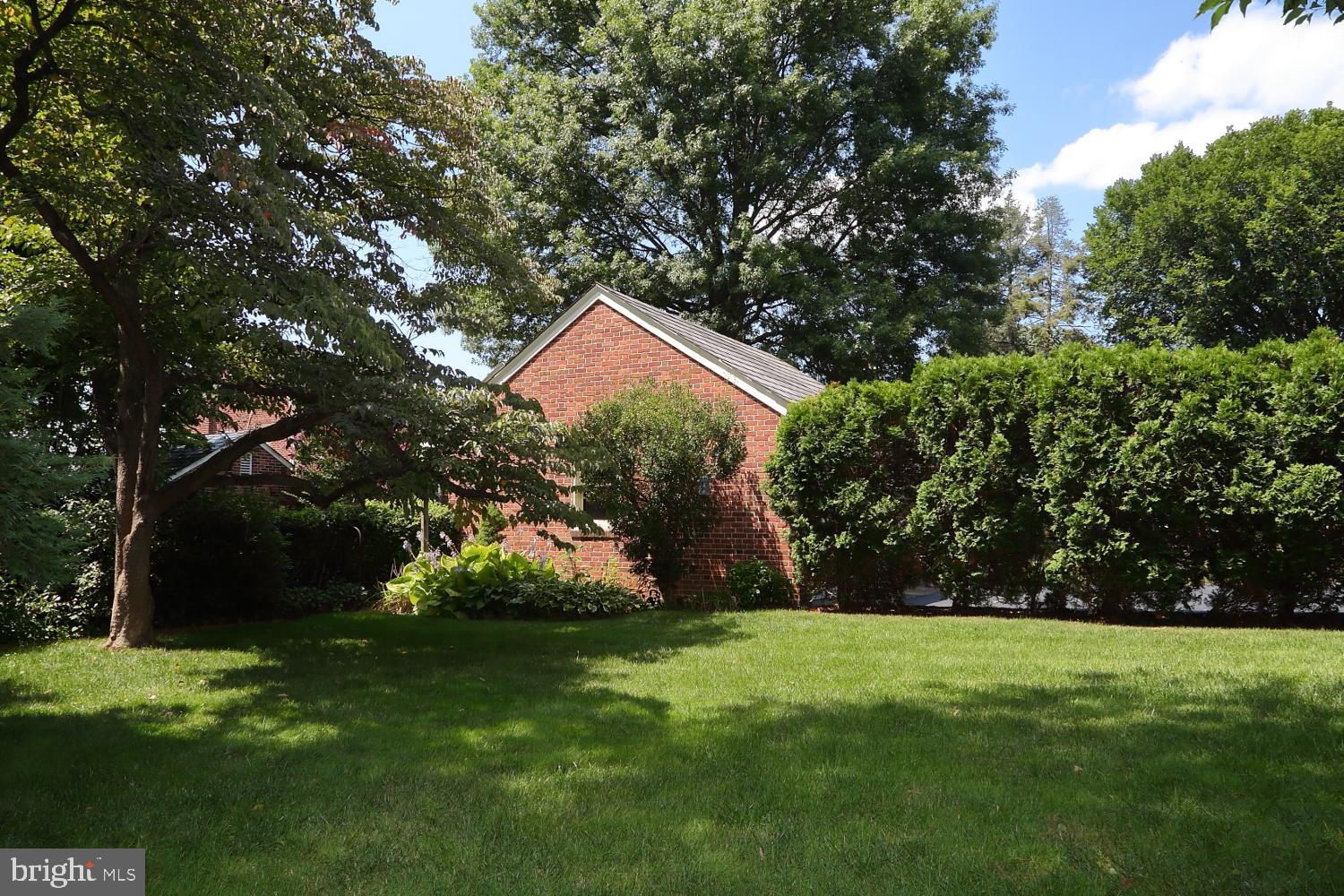 OLD EAST YORK - Residential