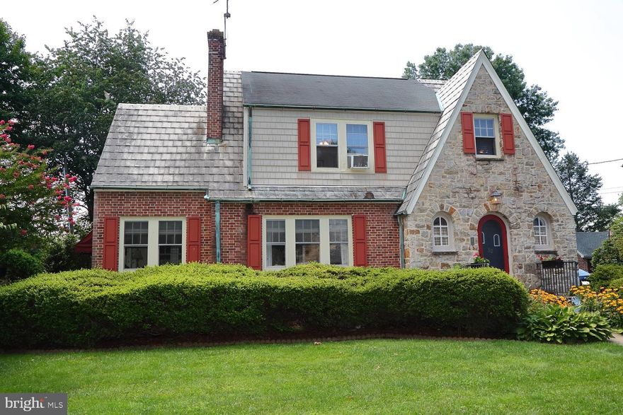 Enjoy all the charm of a traditional stately home with all the updates of a new home. The gourmet chefs kitchen was designed for easy flow and convenience. Everything at your finger tips. Granite and tile set off the solid wood cherry cabinets. Top of the line appliances throughout .The  first floor den/office is perfect for todays work at home buyer. Entertain your friends in the classic living room and oversized dining room. The basement offers space for your video pastimes and plenty of room for activities galore. There are 3 large bedrooms on the second floor and a finished bonus room on the 3rd floor. All baths have been updated and are beautiful. You can enjoy privacy and tranquility in the backyard. Surrounded by mature shrubbery you can escape todays rush and enjoy some quiet relaxation. The East York location is so convenient with shopping and groceries just blocks away. Don't miss this opportunity to own a one of a kind masterpiece.