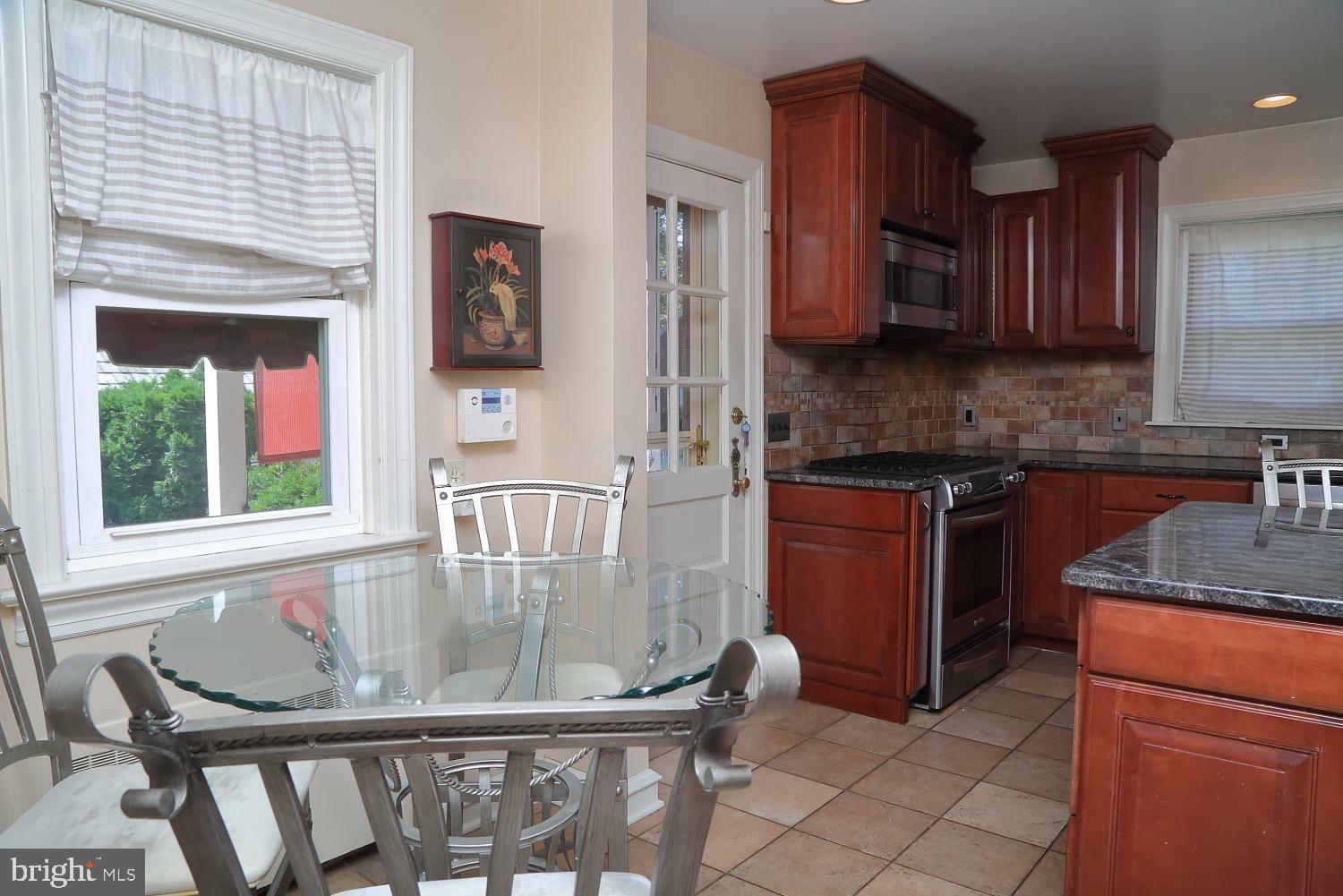 OLD EAST YORK - Residential