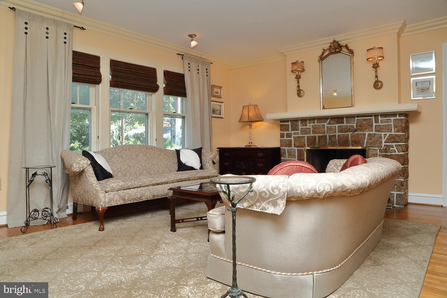 OLD EAST YORK - Residential