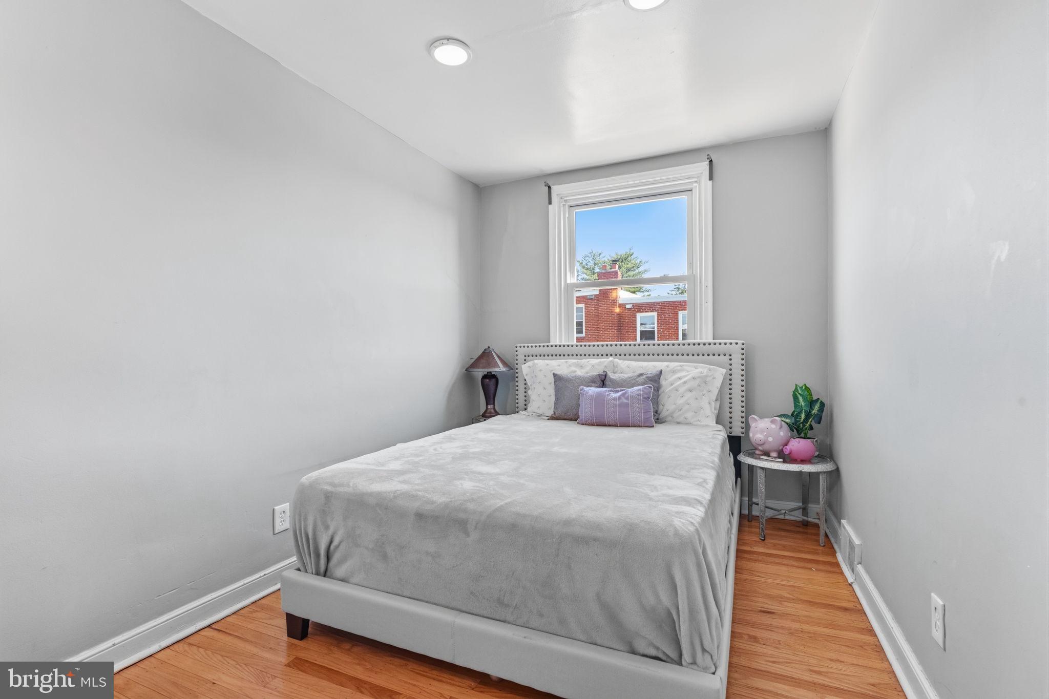 OAK LANE - Residential
