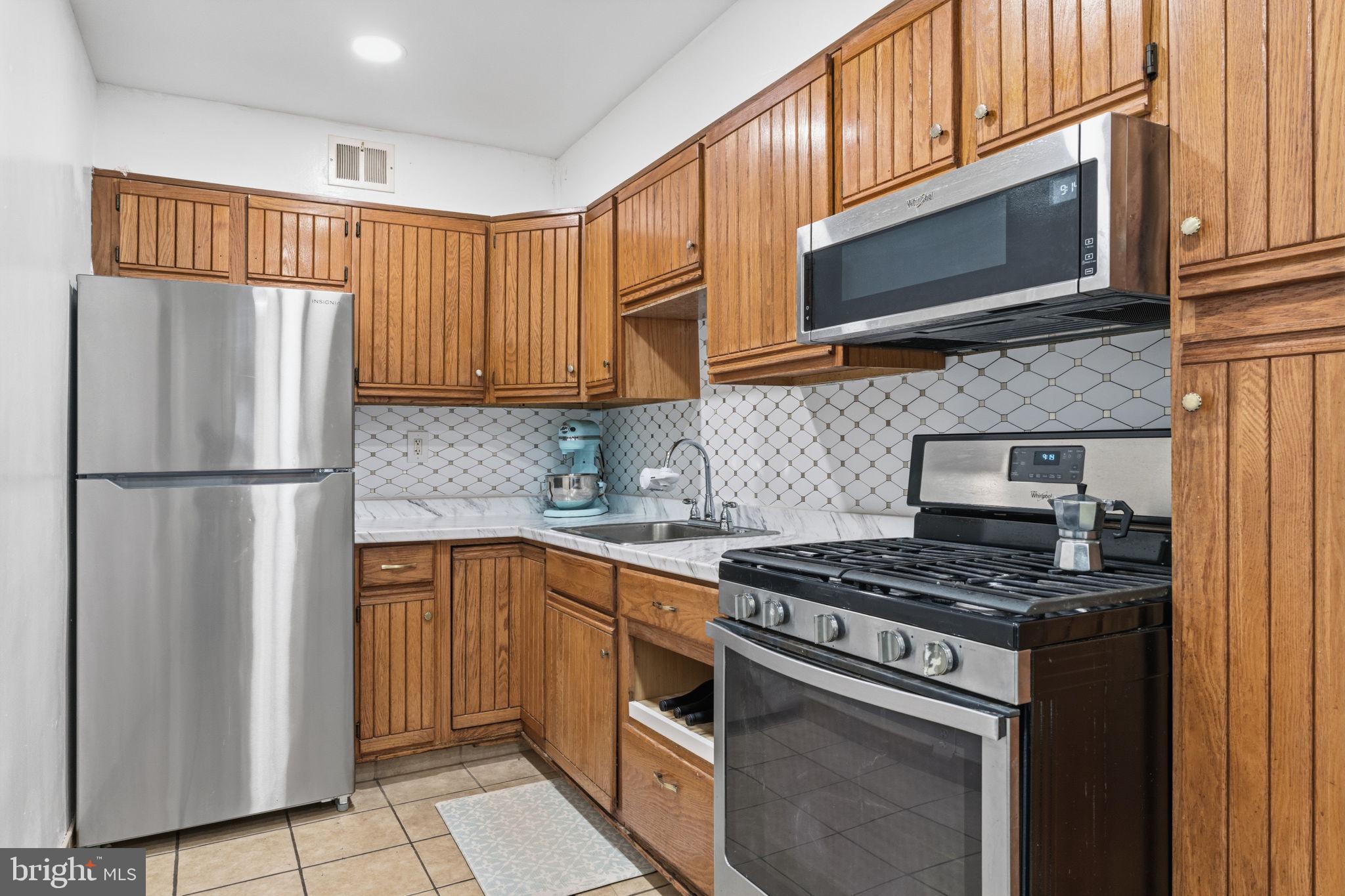 OAK LANE - Residential