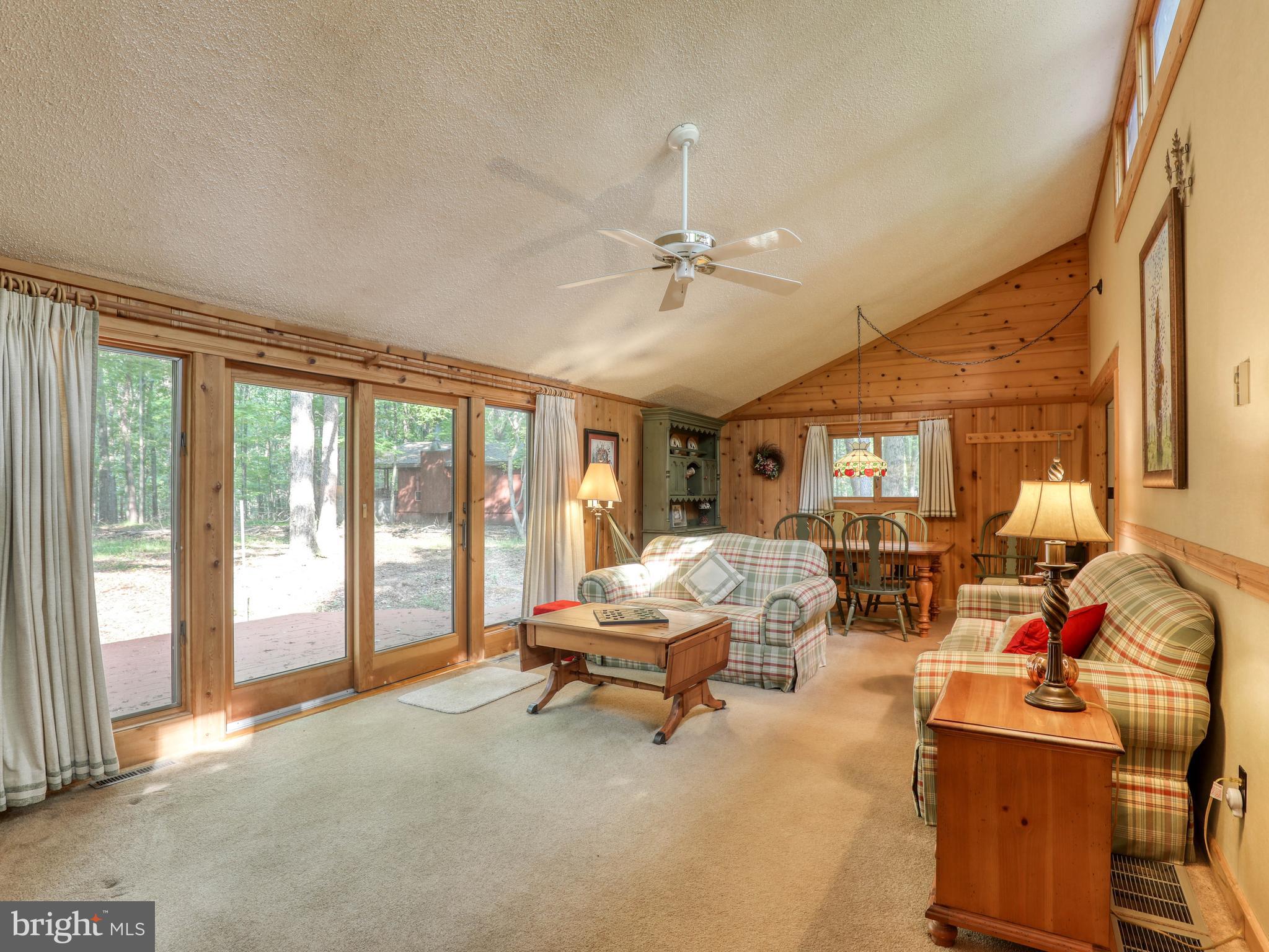 THE WOODS - Residential