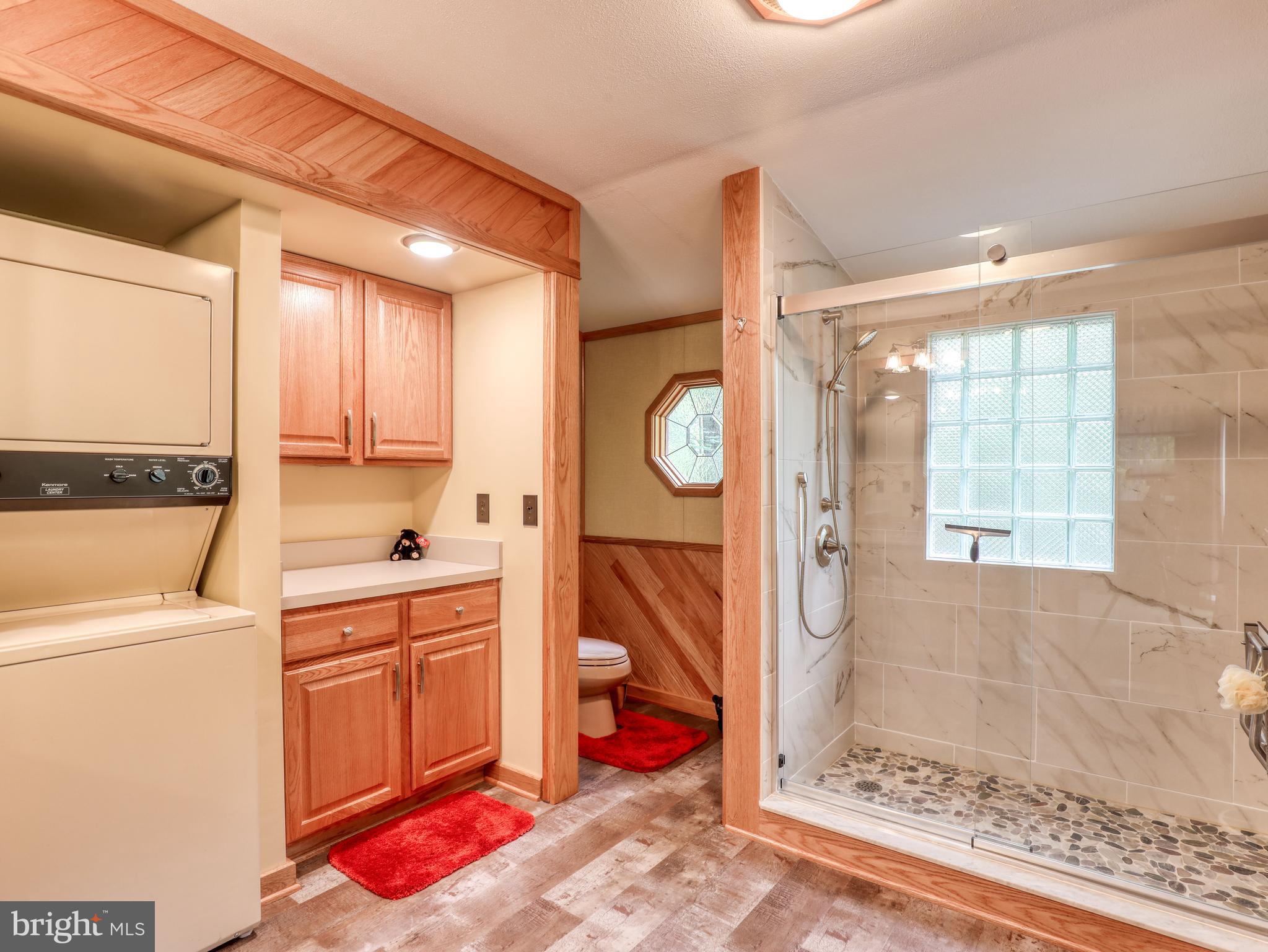 THE WOODS - Residential