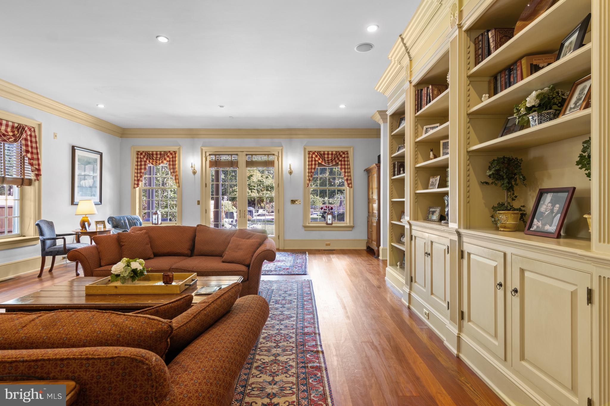 WESTOVER HILLS - Residential