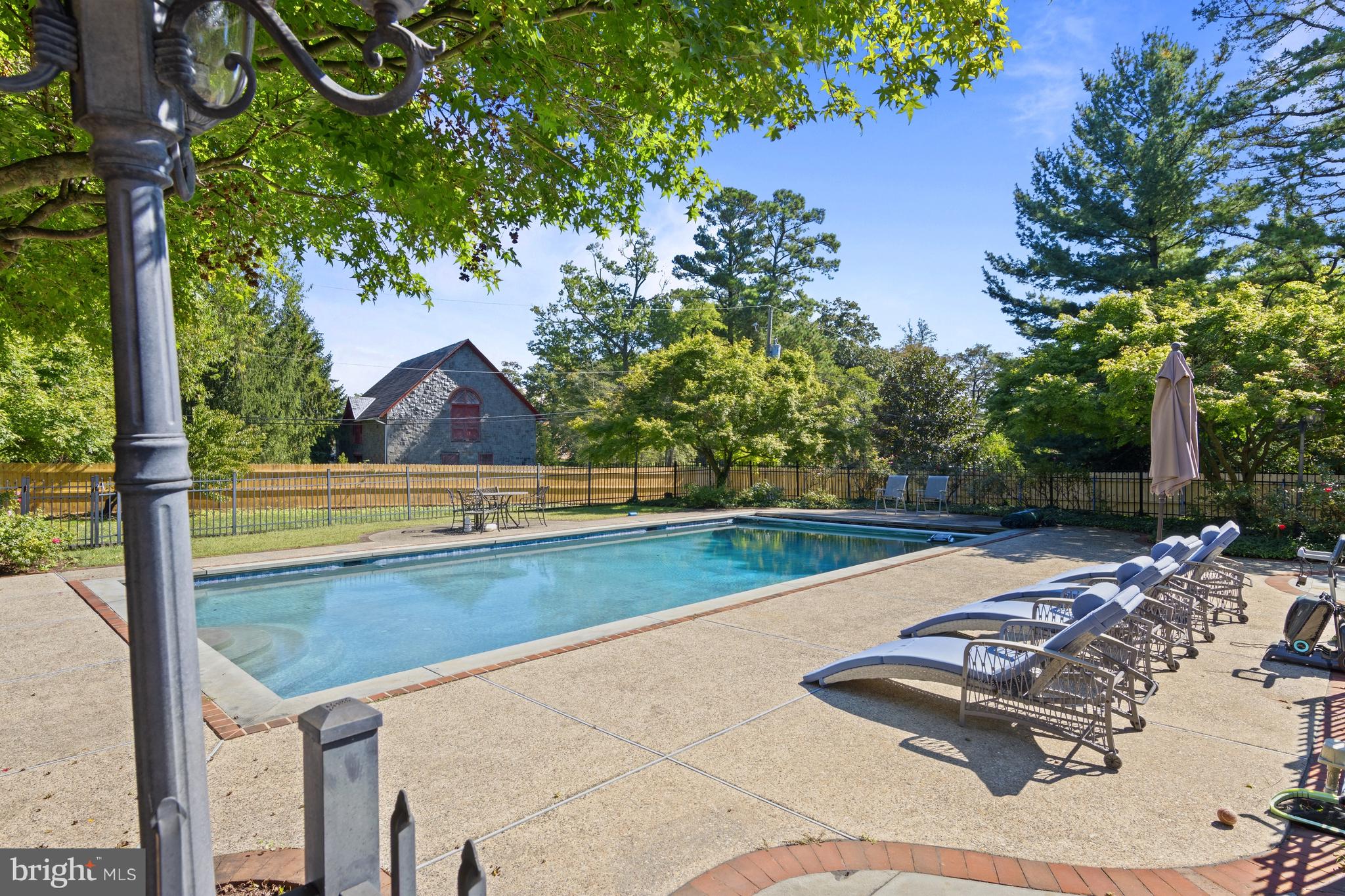 WESTOVER HILLS - Residential