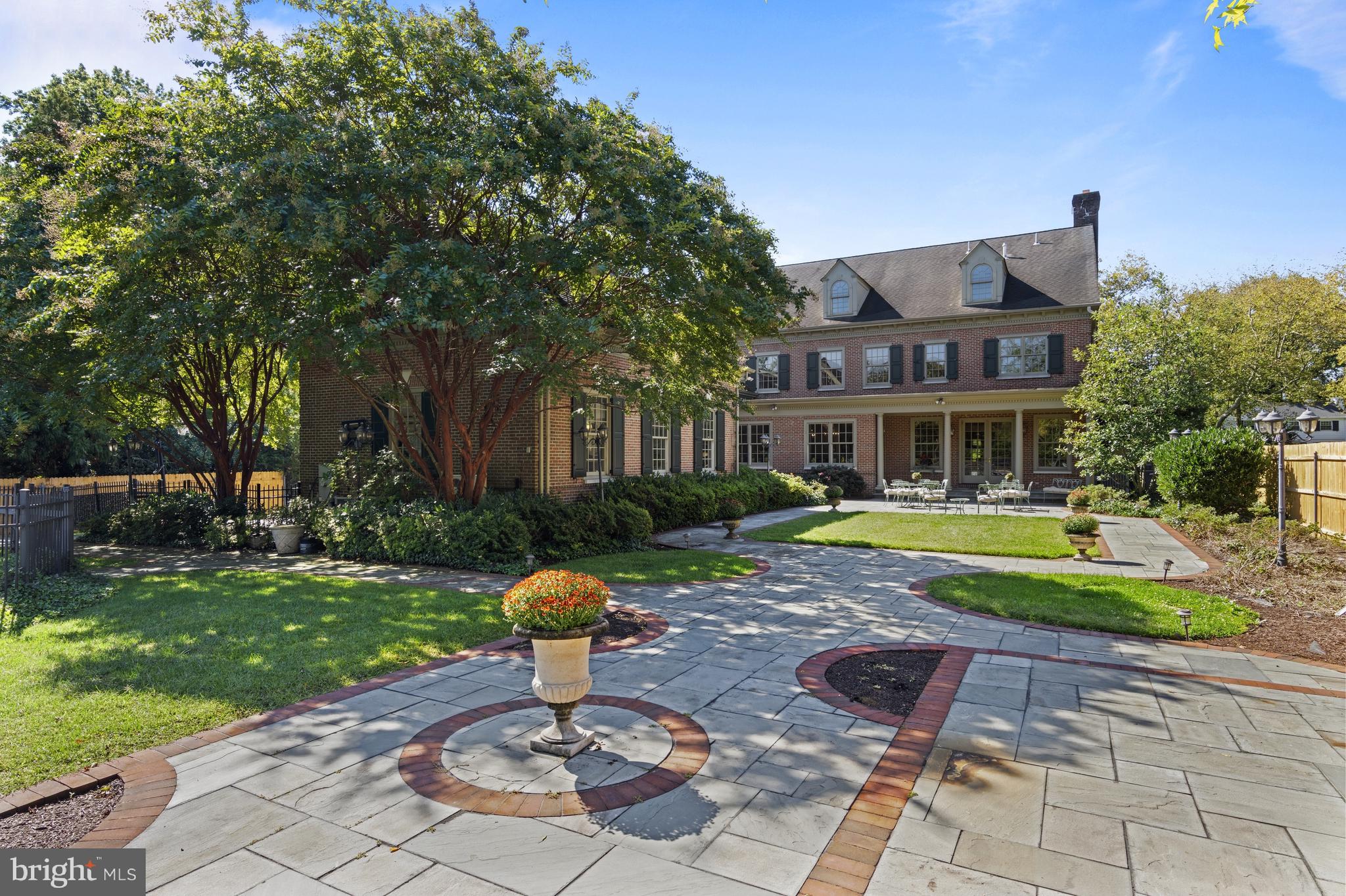 WESTOVER HILLS - Residential