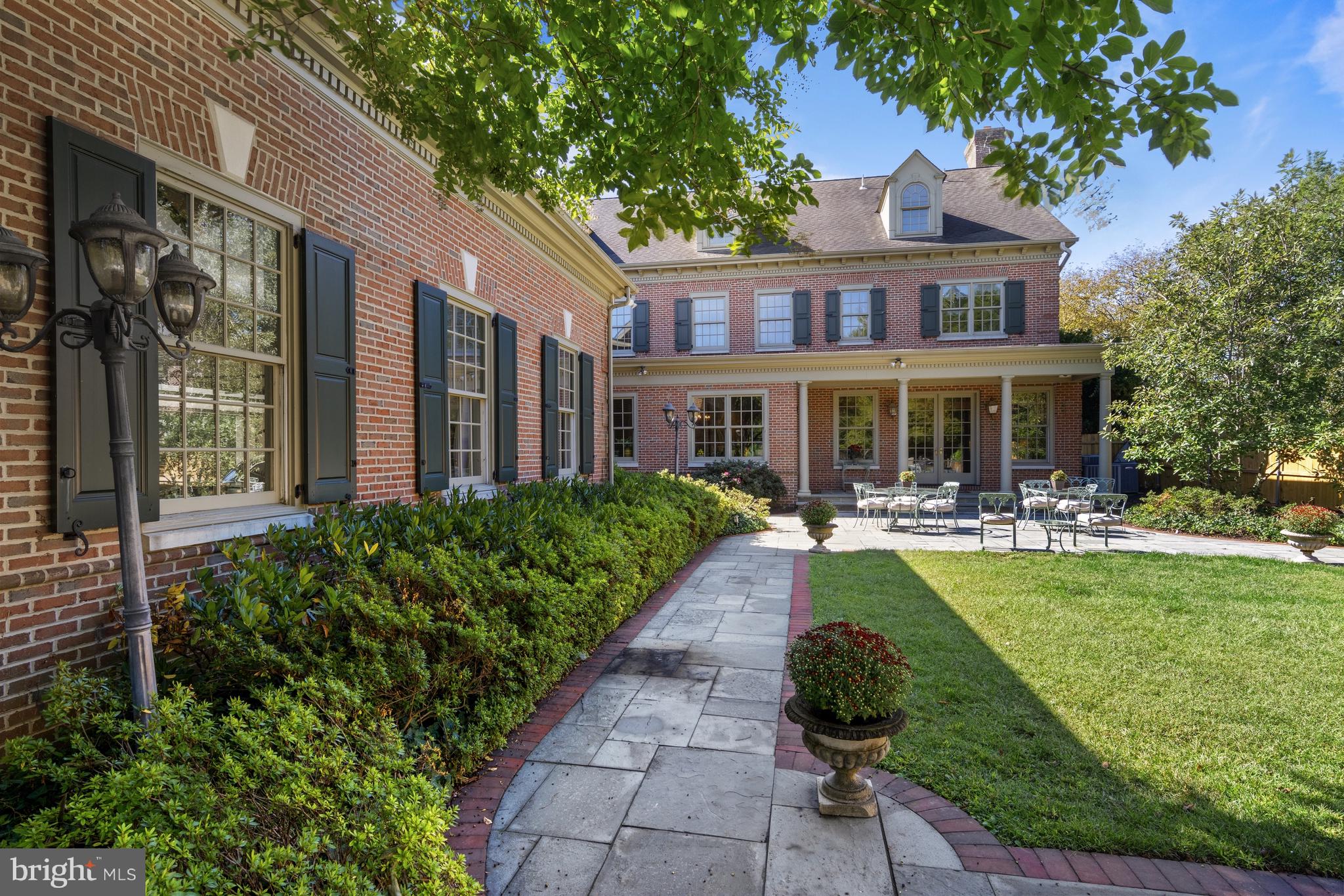 WESTOVER HILLS - Residential