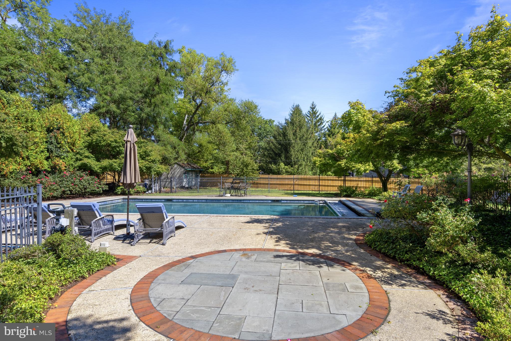 WESTOVER HILLS - Residential