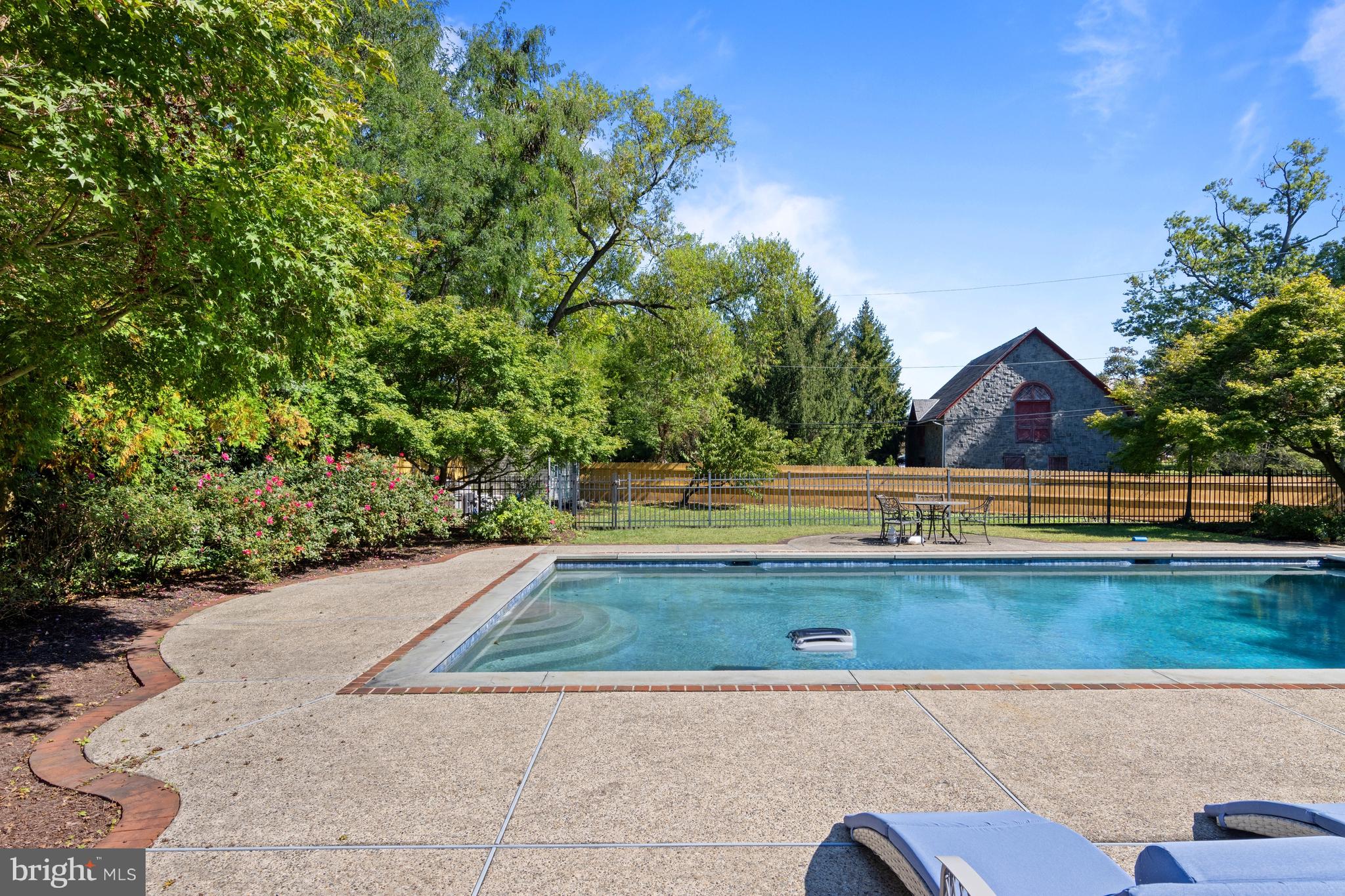 WESTOVER HILLS - Residential