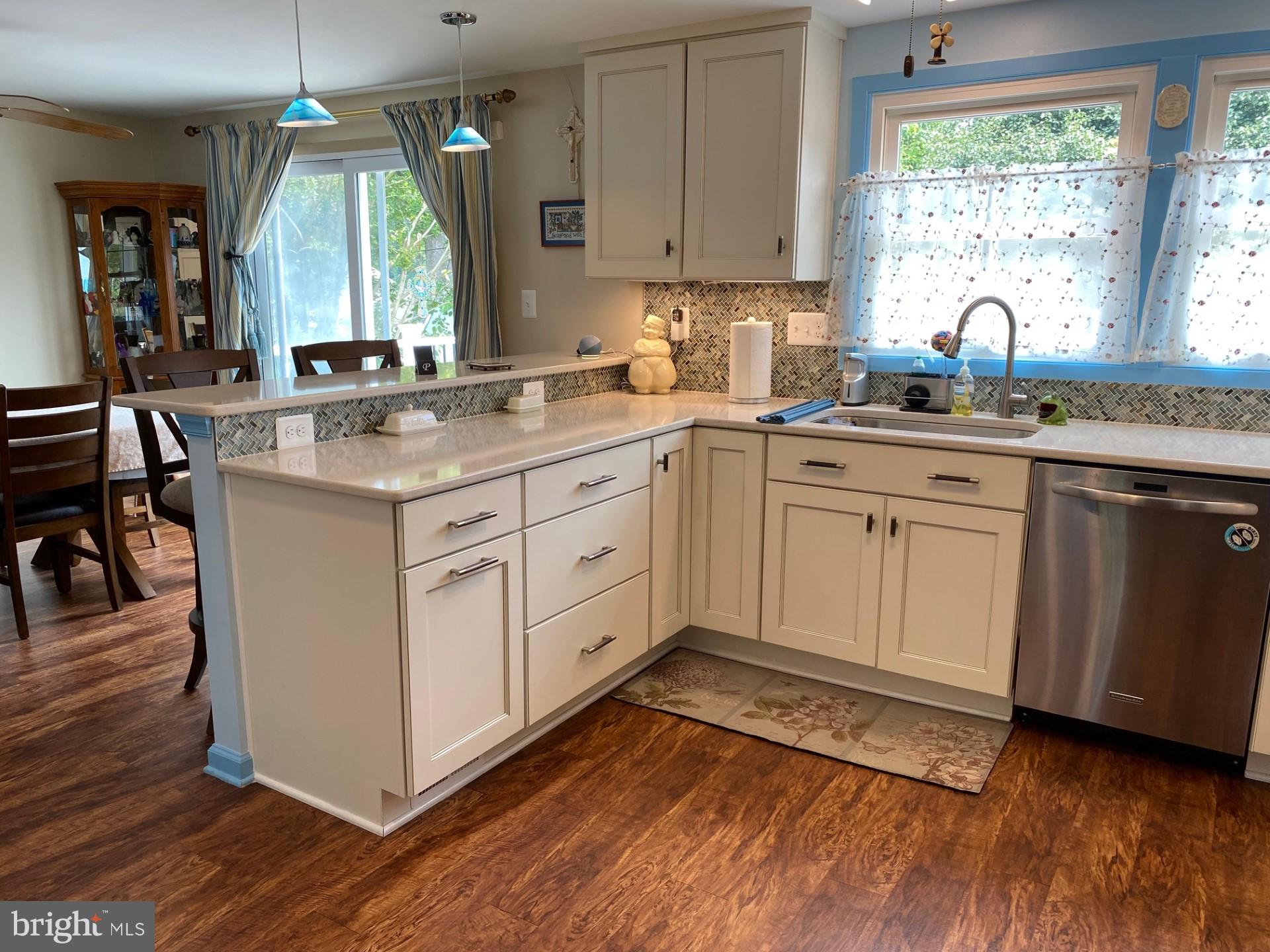 POINTER RIDGE - Residential