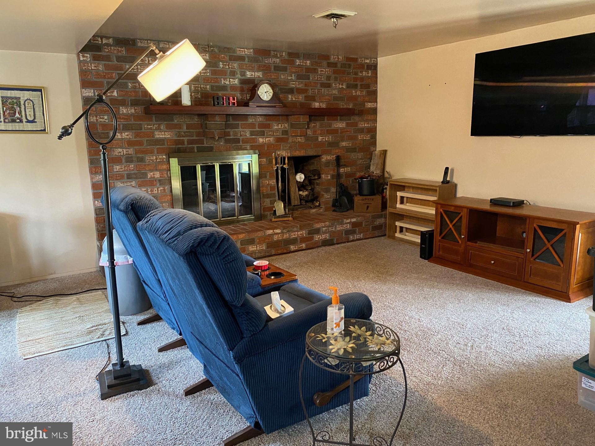 POINTER RIDGE - Residential