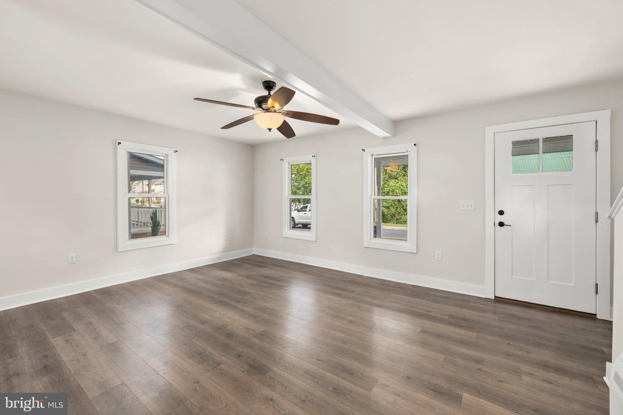 524 E 4TH STREET