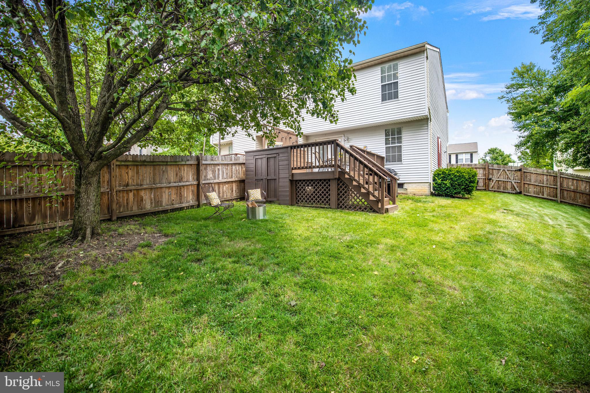 FOUR SEASONS ESTATES - Residential