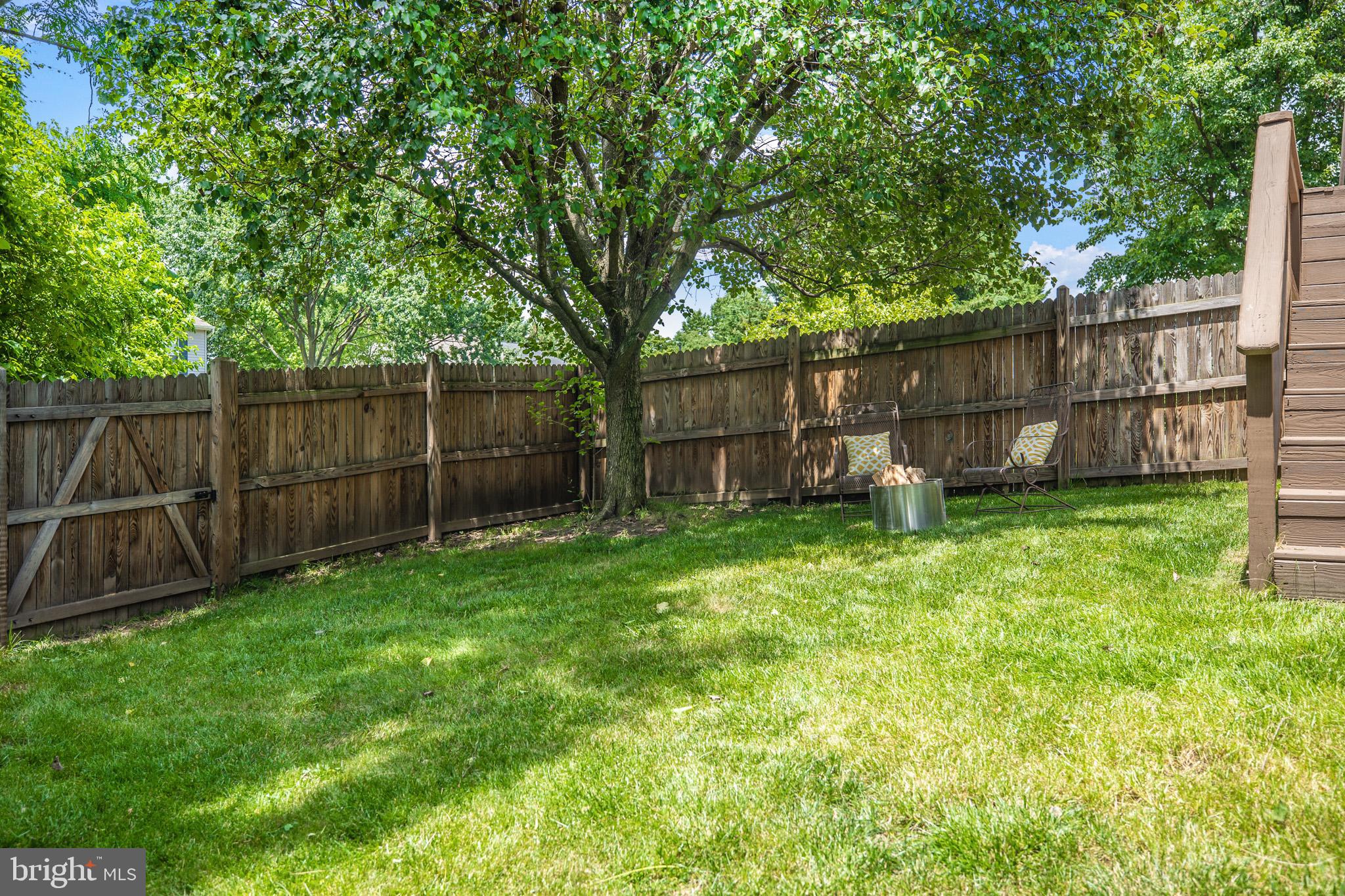 FOUR SEASONS ESTATES - Residential