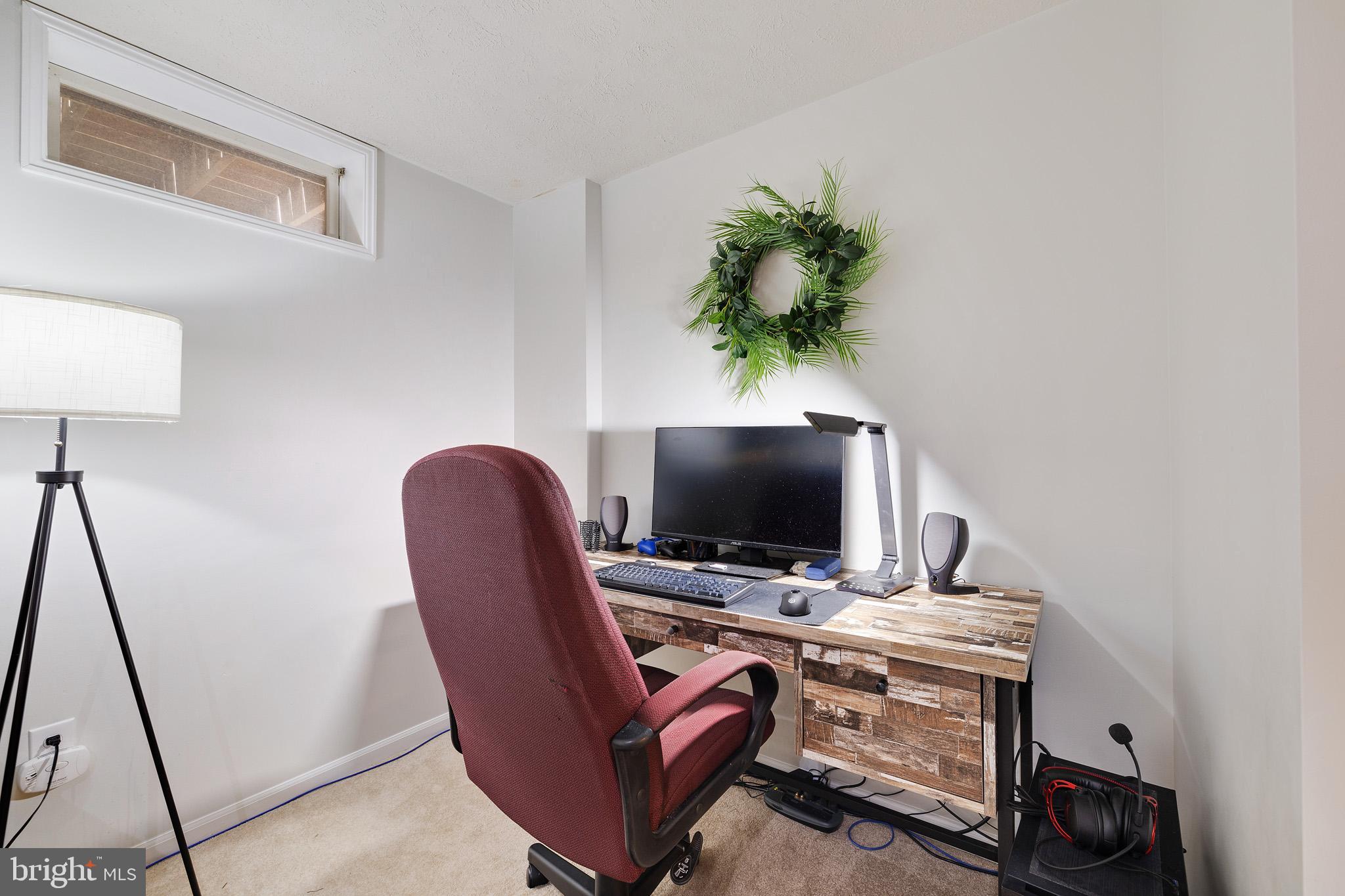 FOUR SEASONS ESTATES - Residential