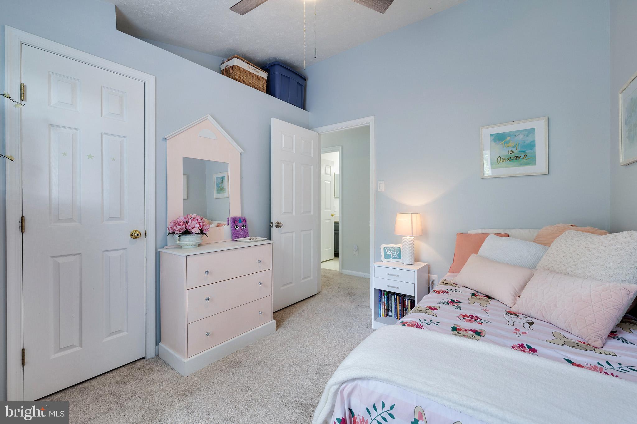 FOUR SEASONS ESTATES - Residential