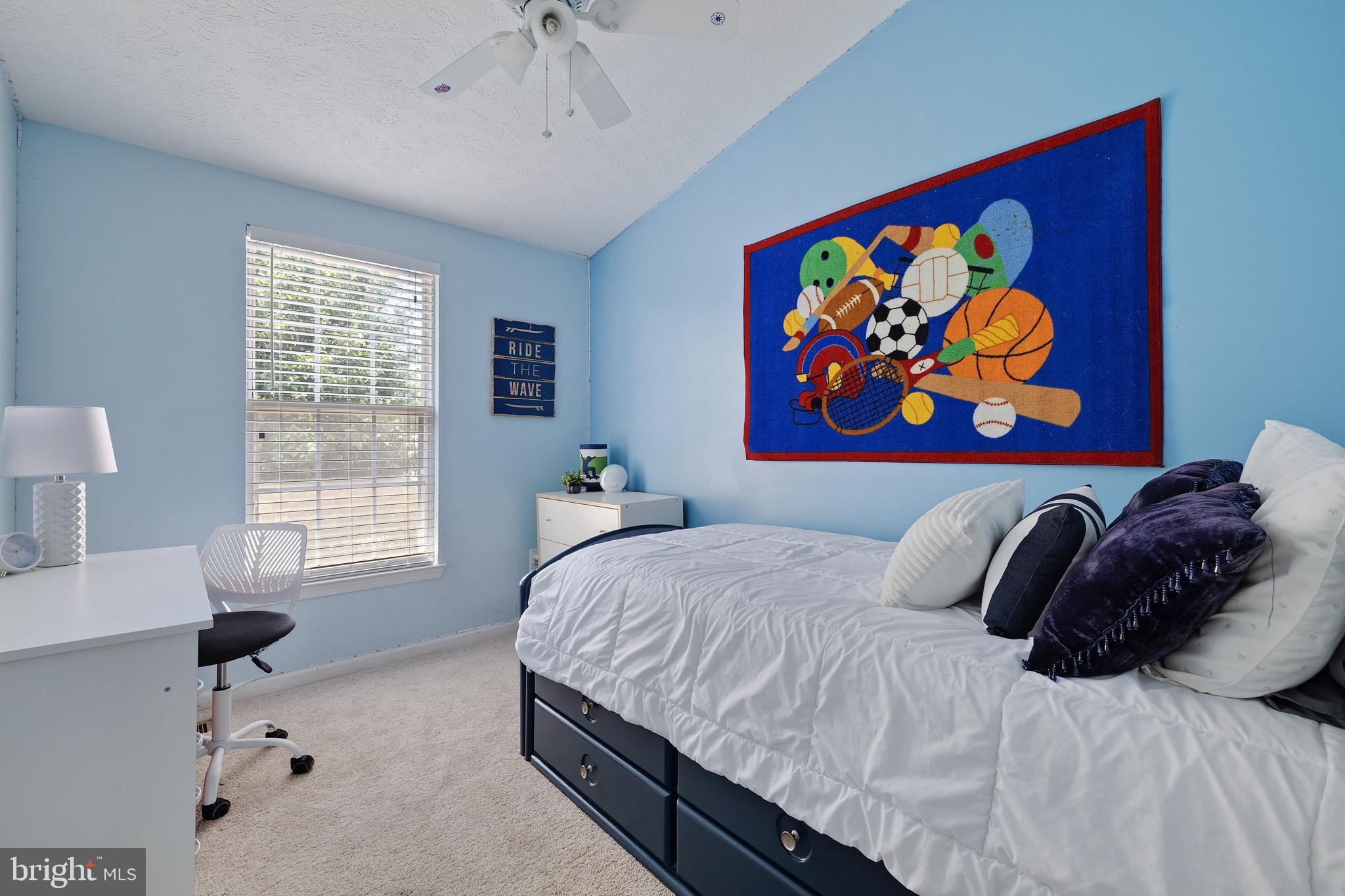 FOUR SEASONS ESTATES - Residential