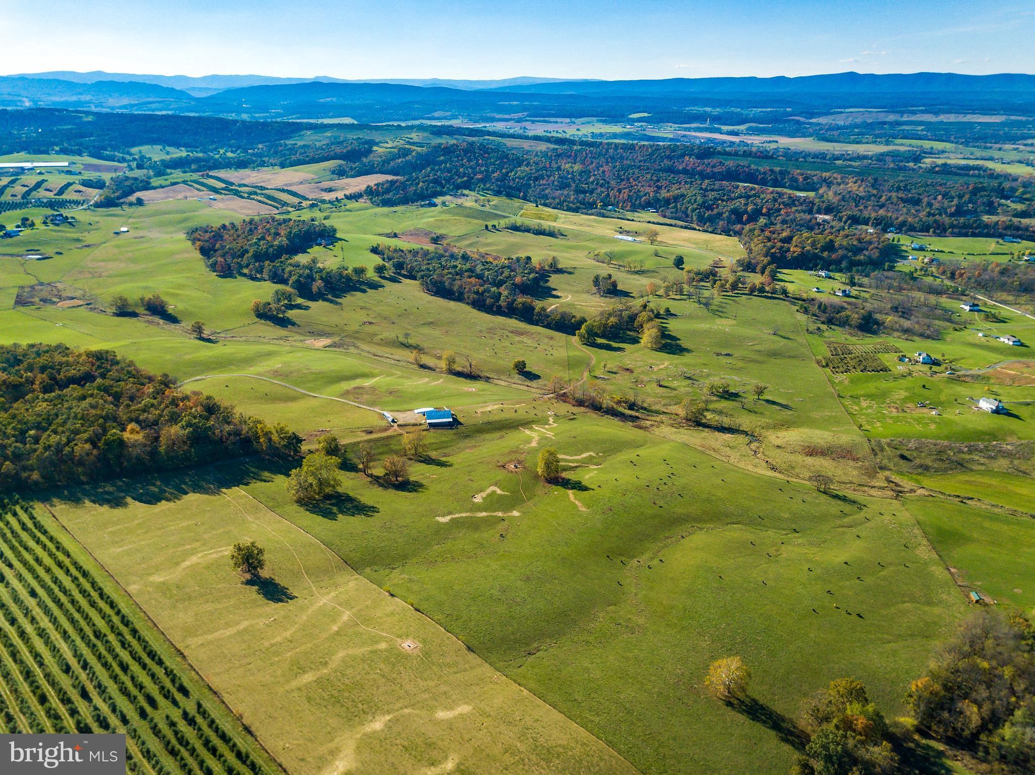 METES & BOUNDS - Land