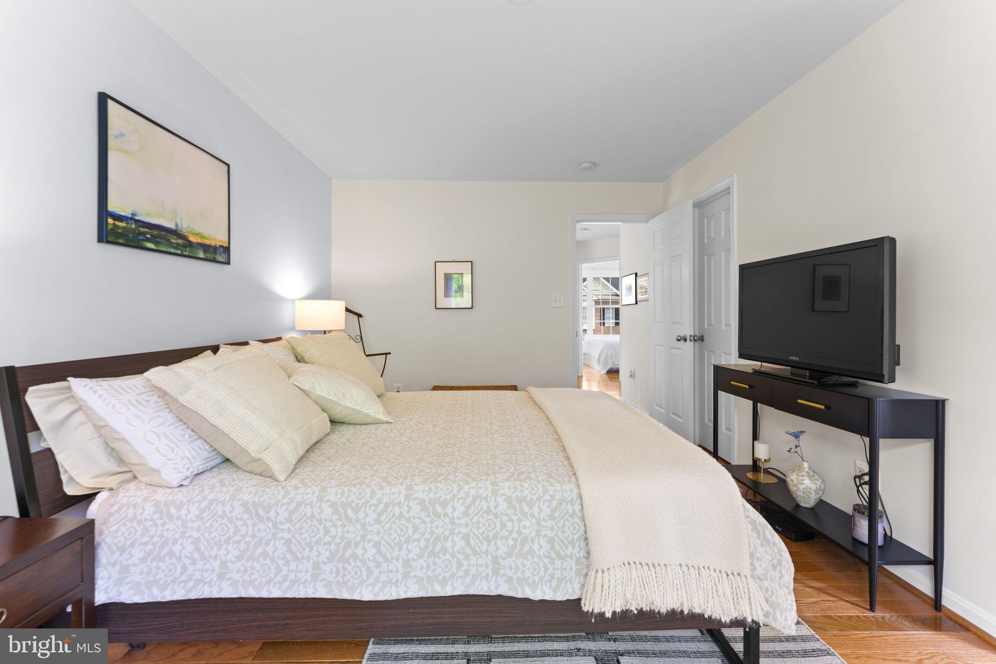 GROVE AT HUNTLEY MEADOWS - Residential Lease