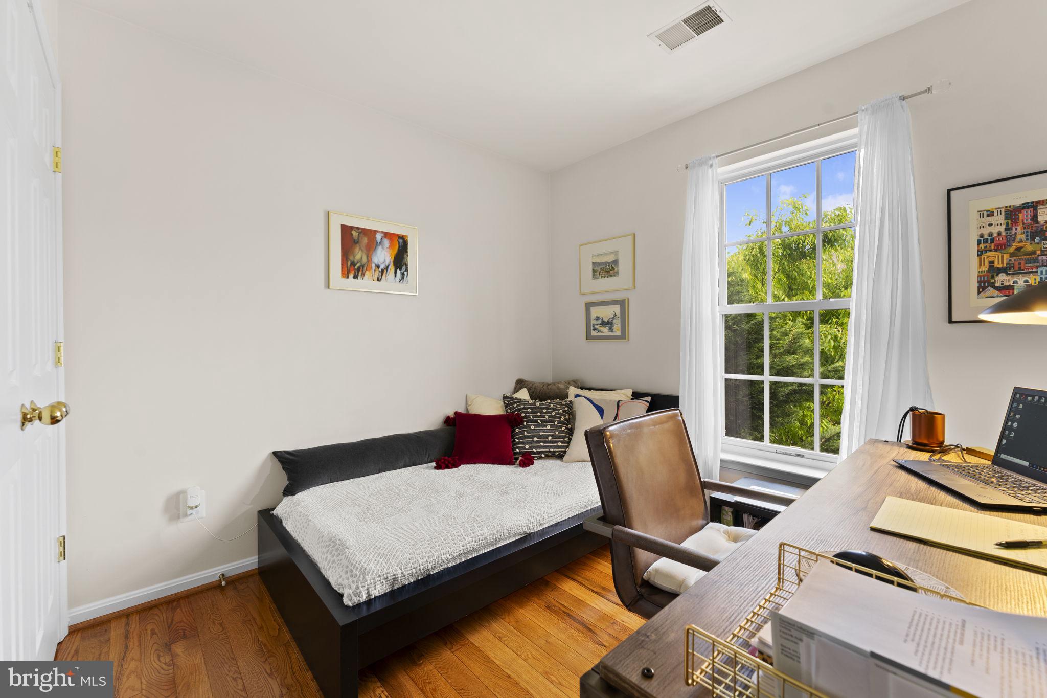 GROVE AT HUNTLEY MEADOWS - Residential Lease