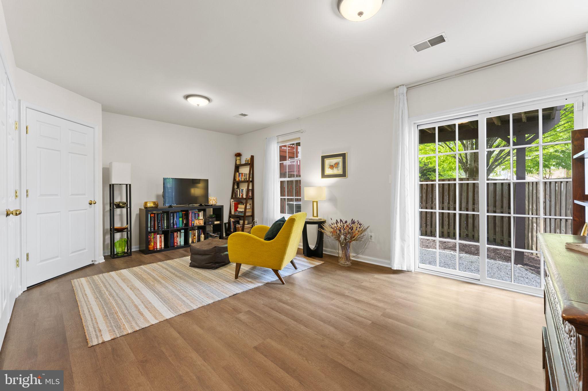 GROVE AT HUNTLEY MEADOWS - Residential Lease