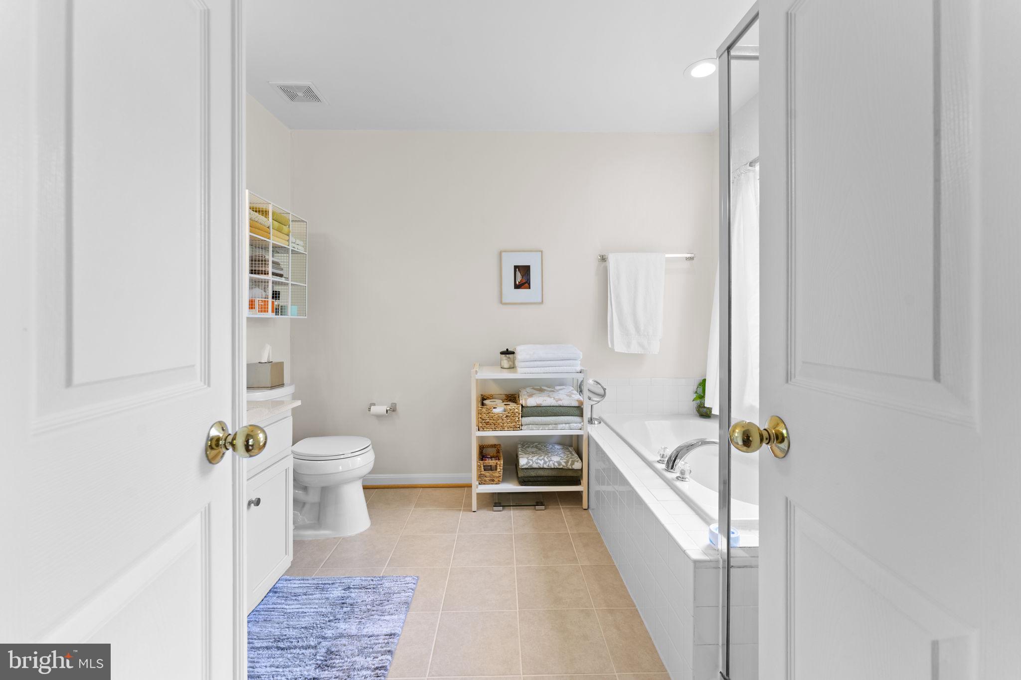 GROVE AT HUNTLEY MEADOWS - Residential Lease