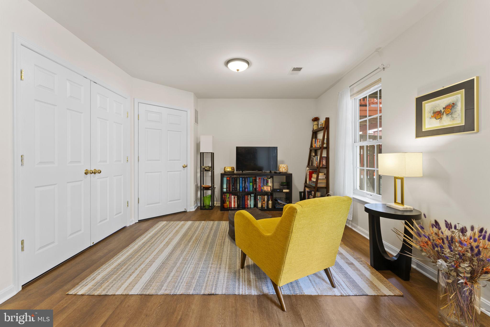 GROVE AT HUNTLEY MEADOWS - Residential Lease