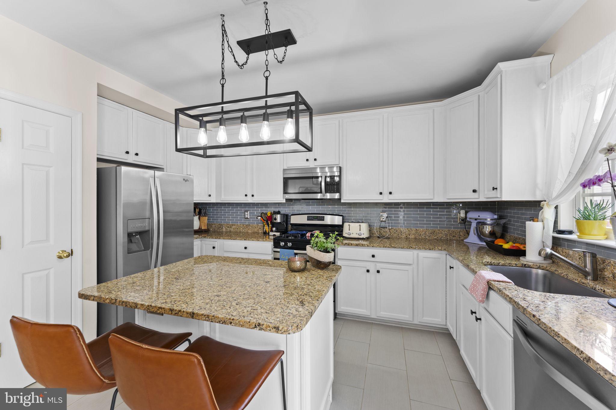 GROVE AT HUNTLEY MEADOWS - Residential Lease