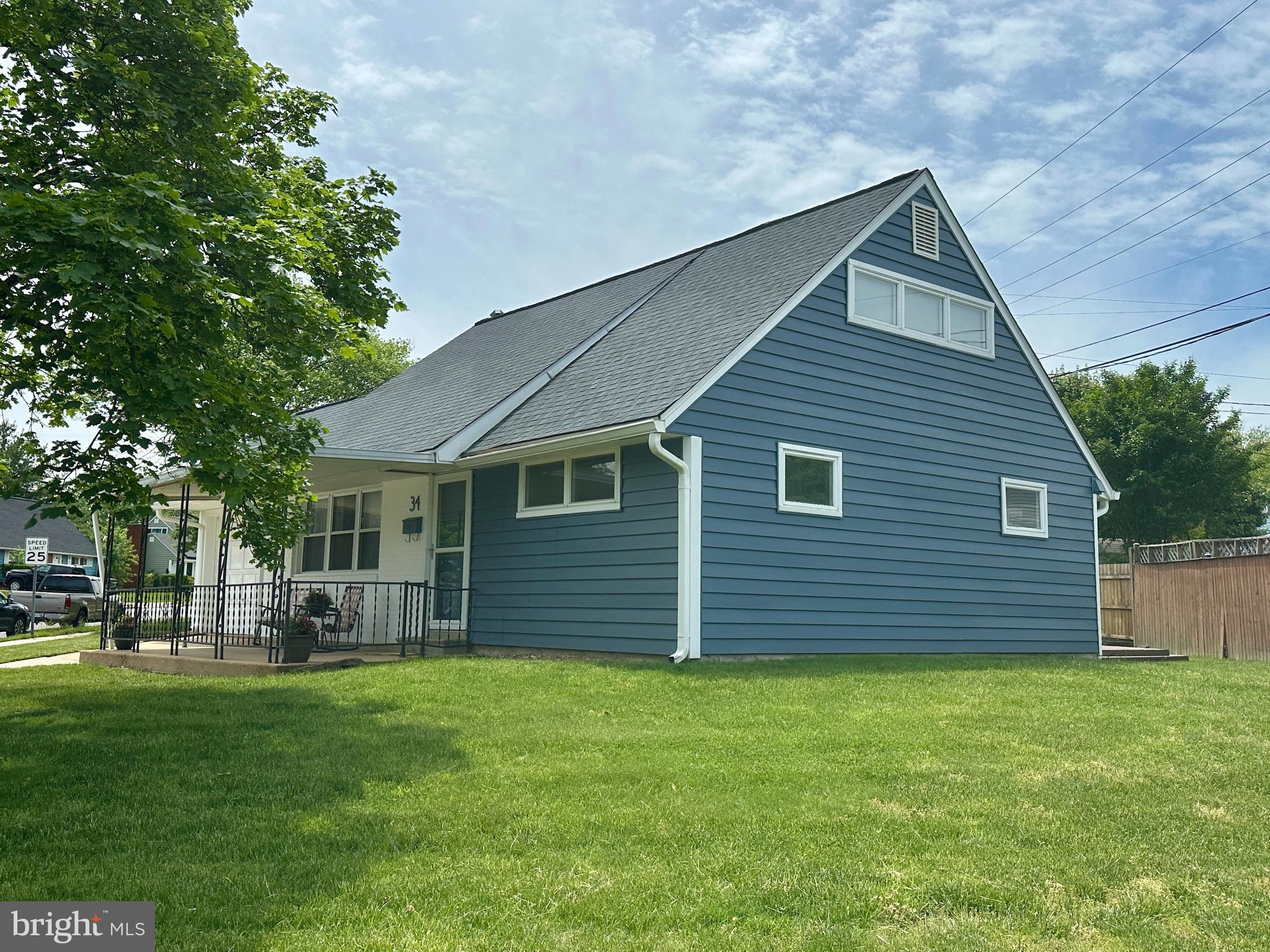 34 THOMAS ROAD
